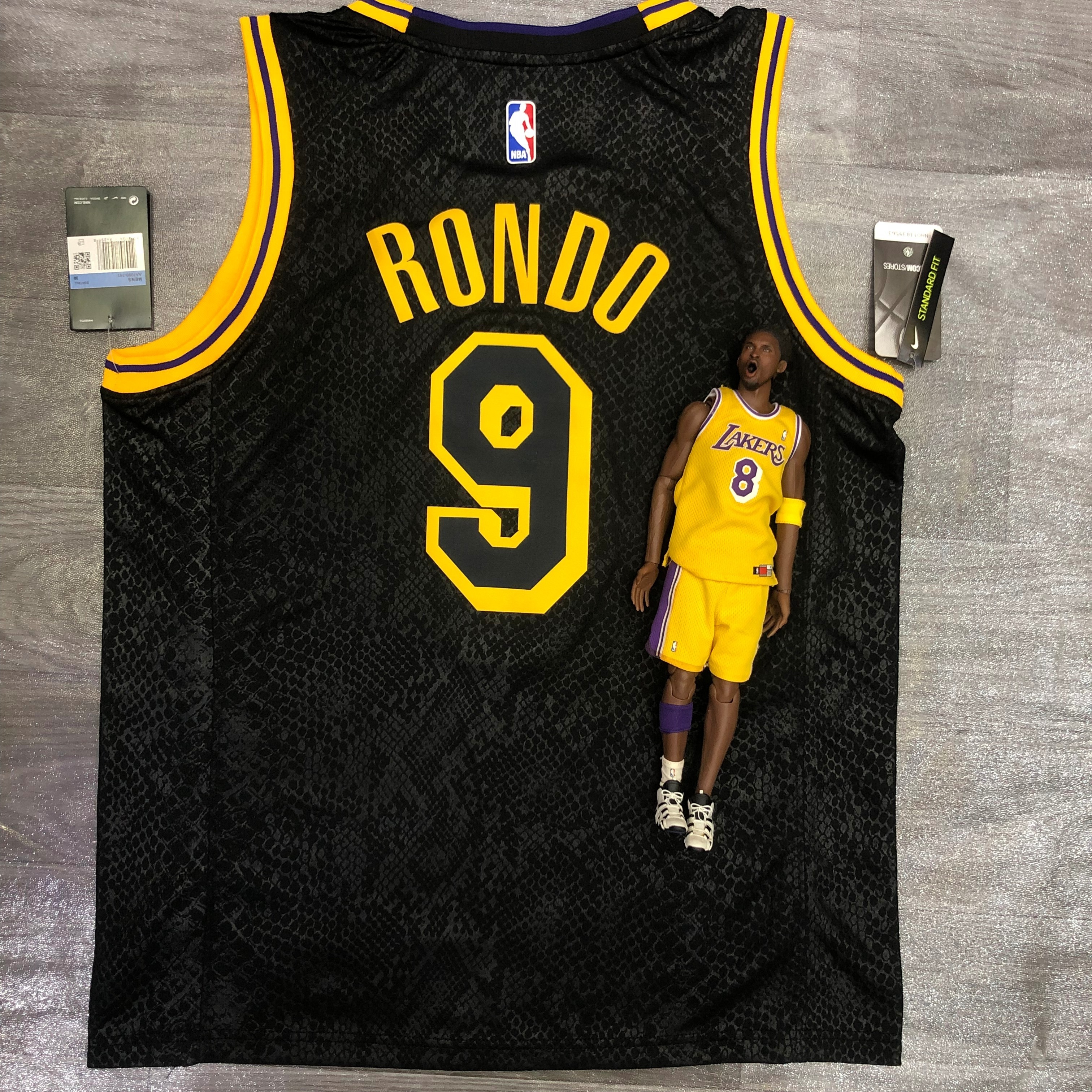 Lakers Serpentine number nine Rondo