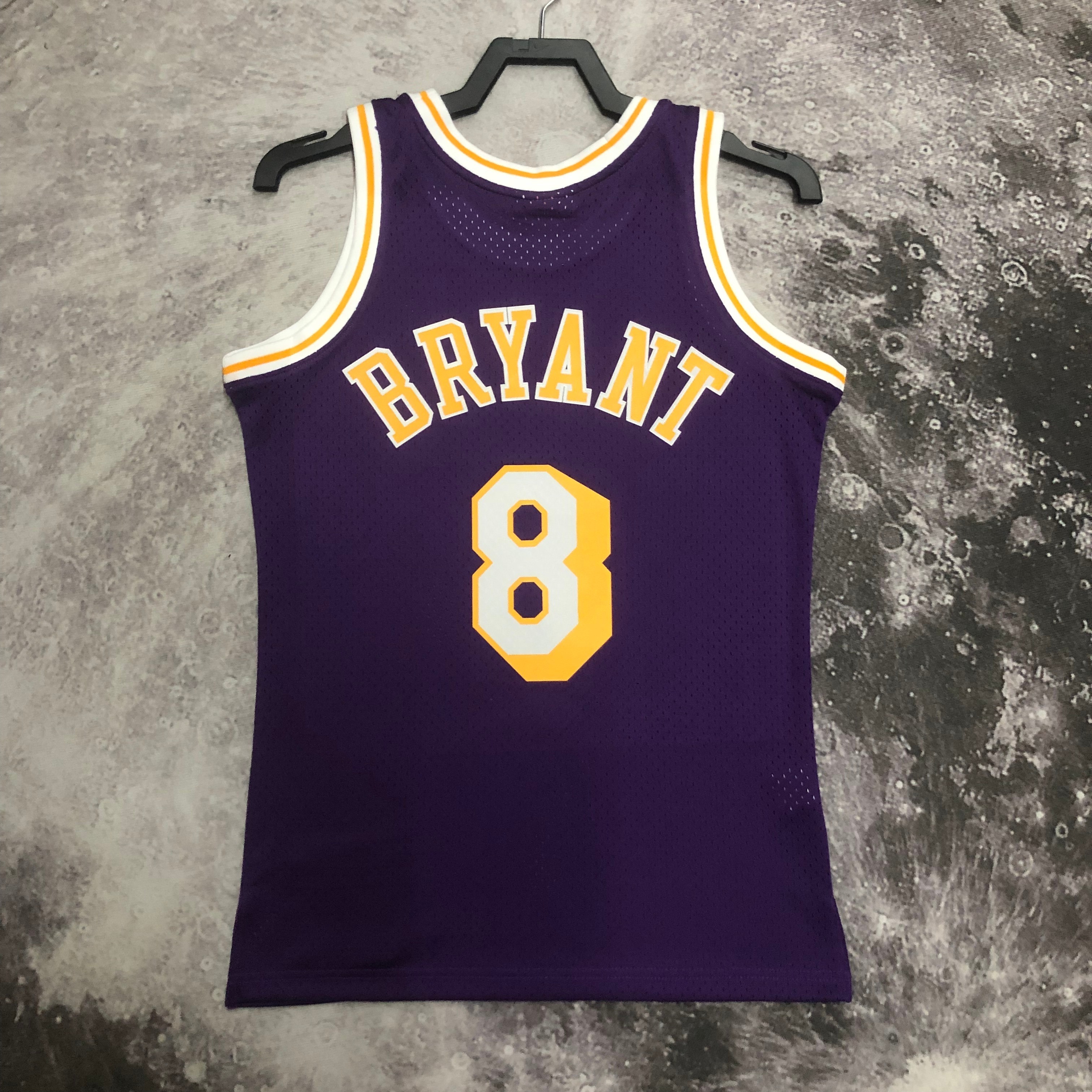 MN Hot Press throwback jersey SW Lakers 9697 round neck purple No. 8 Bryant