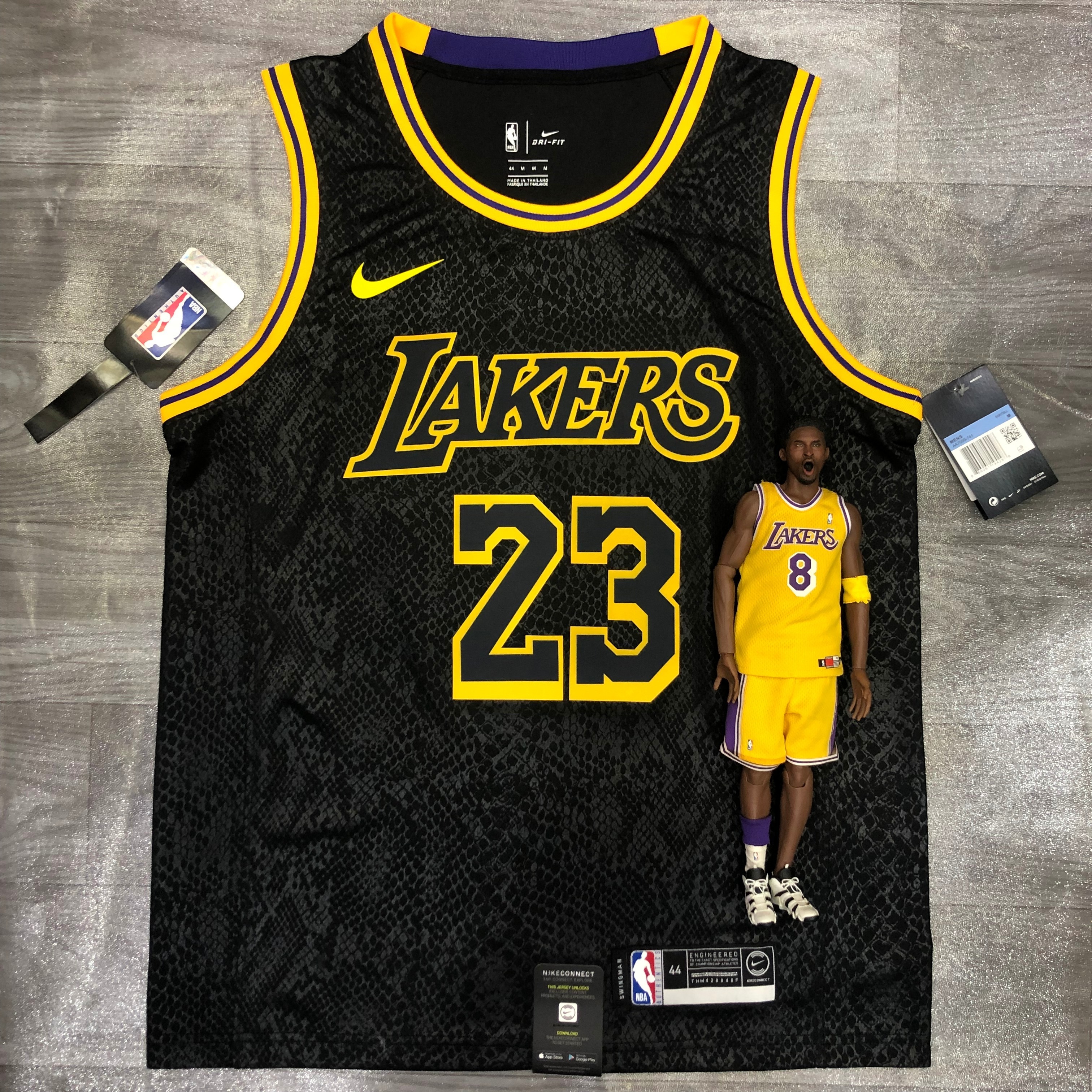 Lake Man Serpentine 23 James