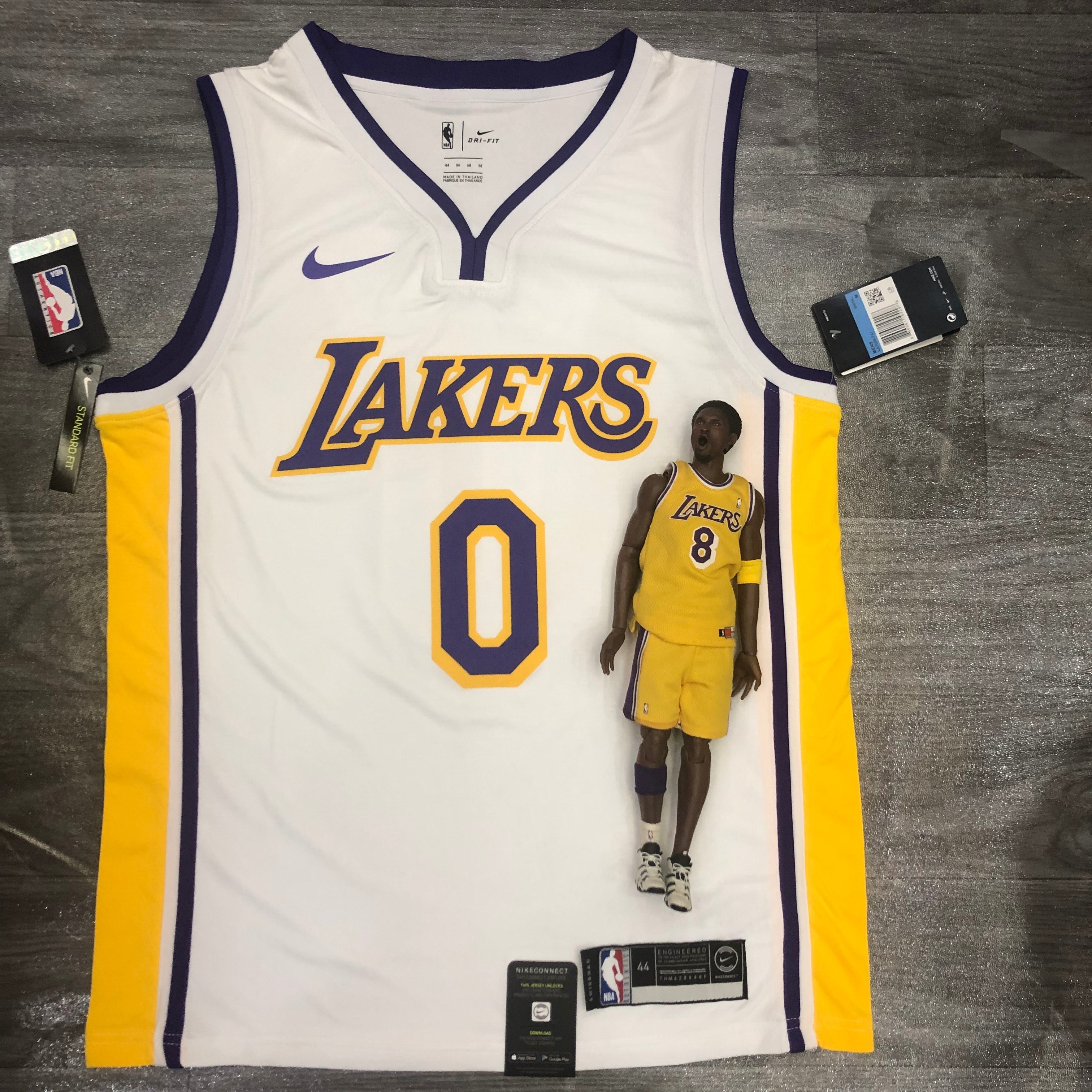 Lakers white V-neck 0 Kuzma