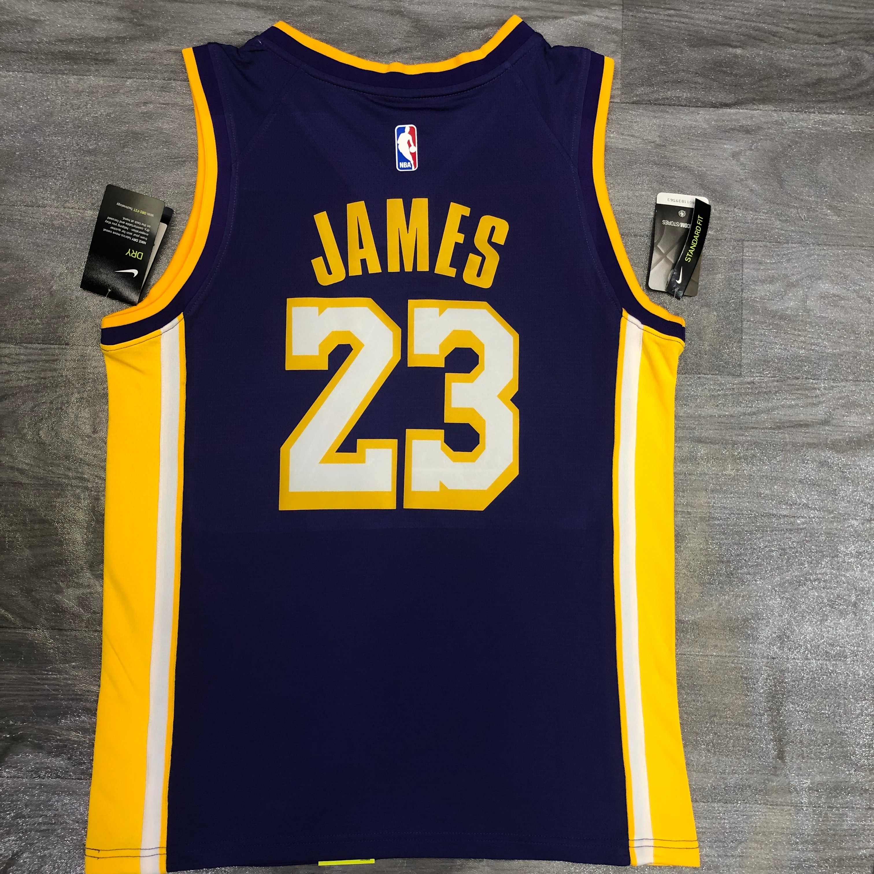 Lakers purple V-neck No. 23 James