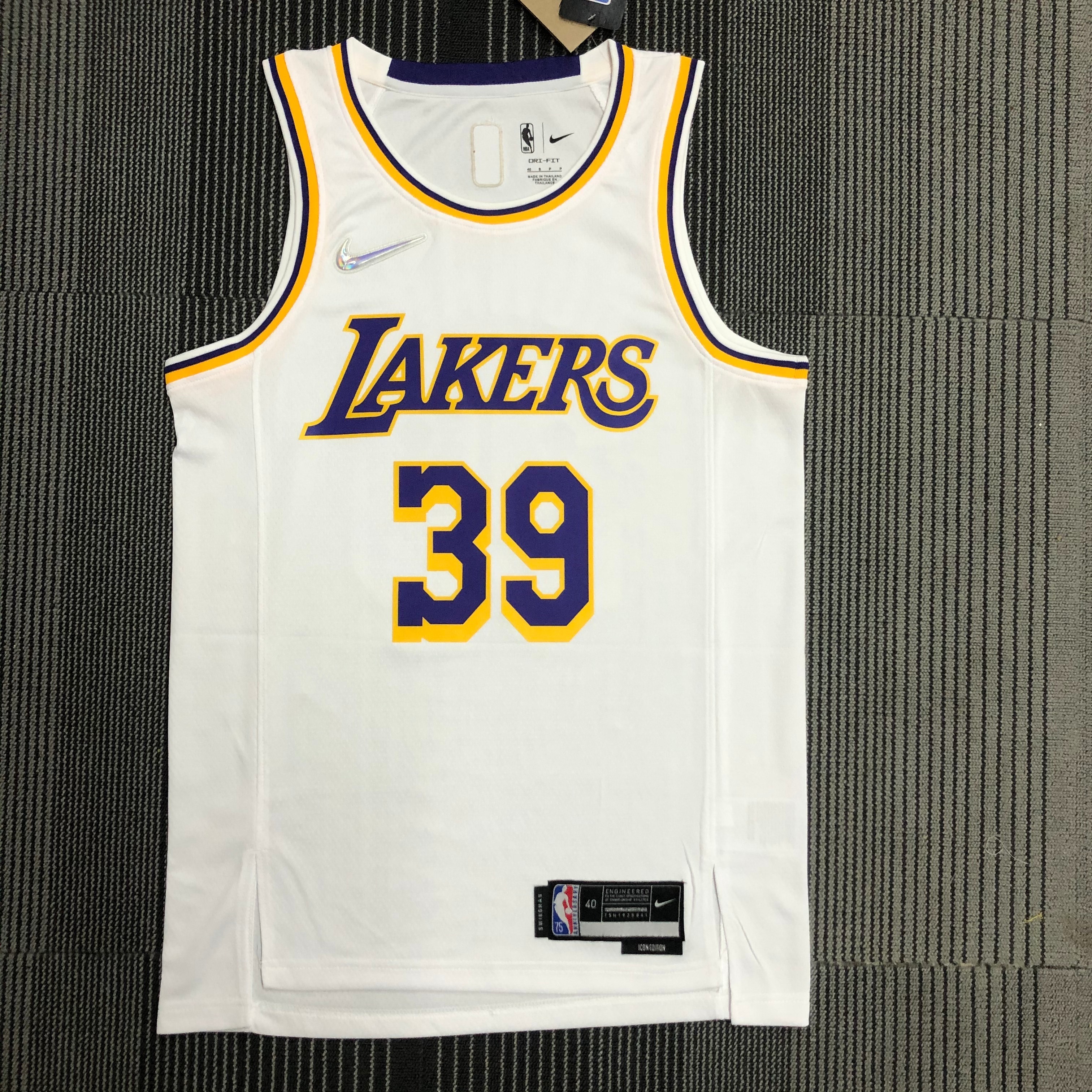 75th anniversary Lakers white # 39 Howard