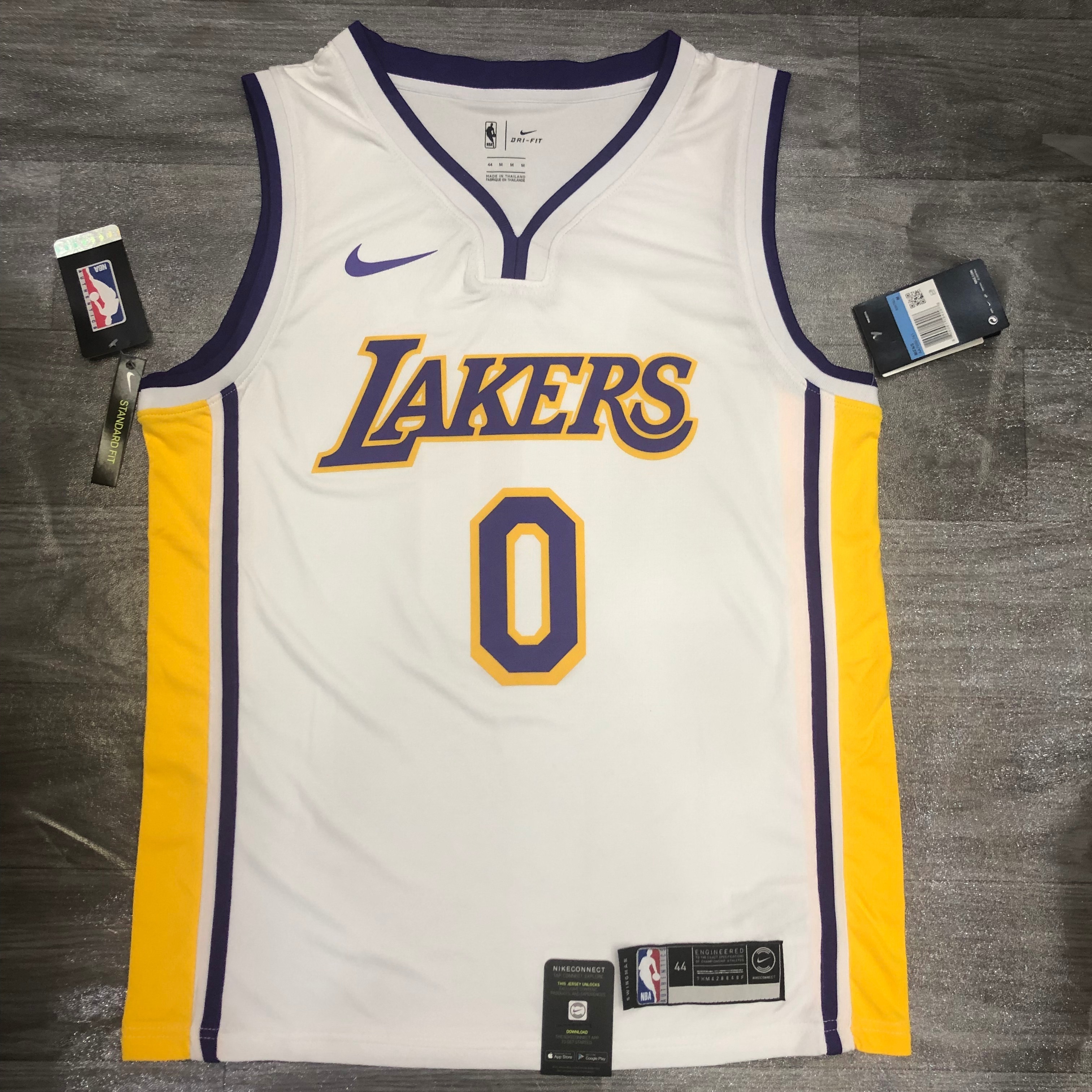 Lakers white V-neck 0 Kuzma