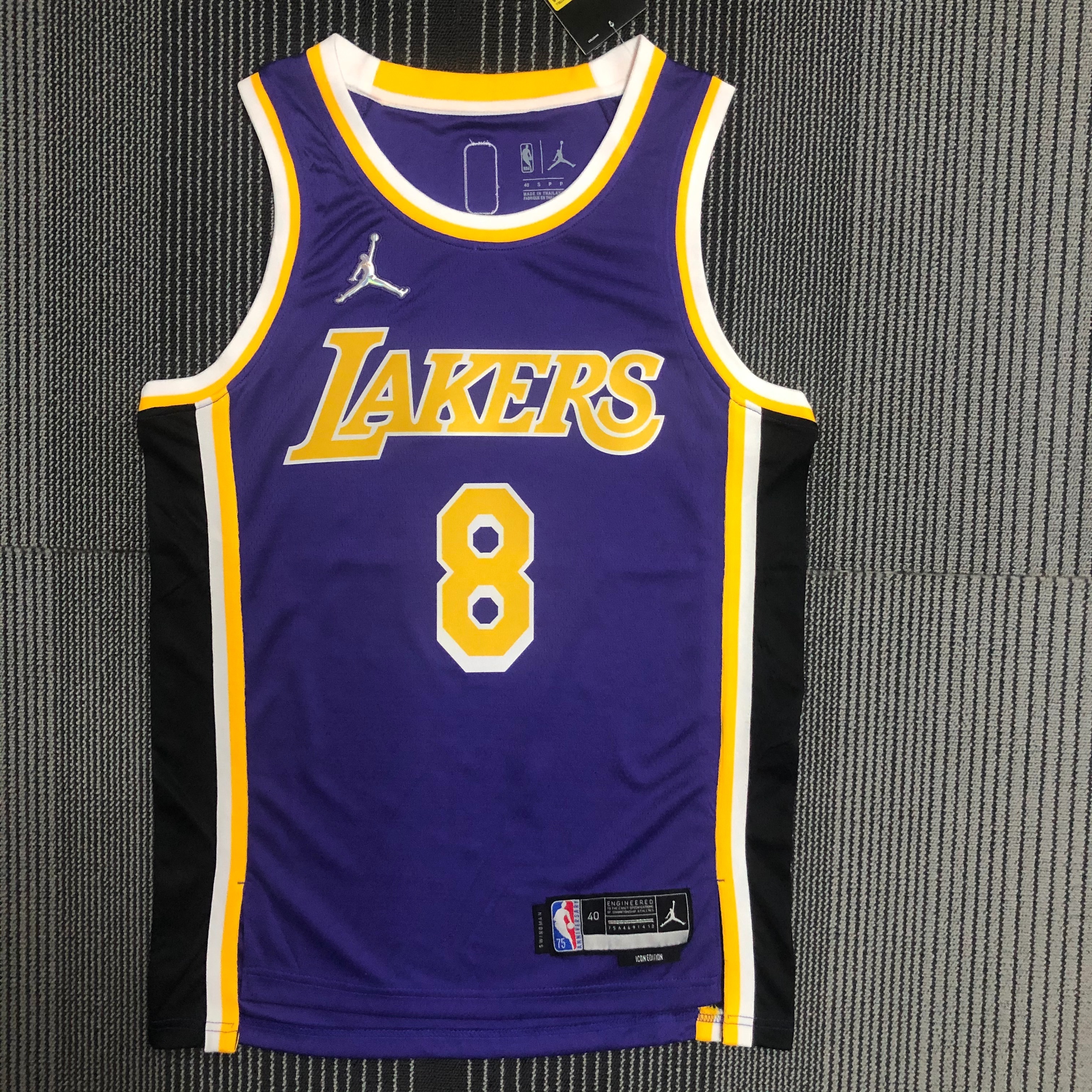 75th anniversary Lakers Flyers limited No. 8 Bryant