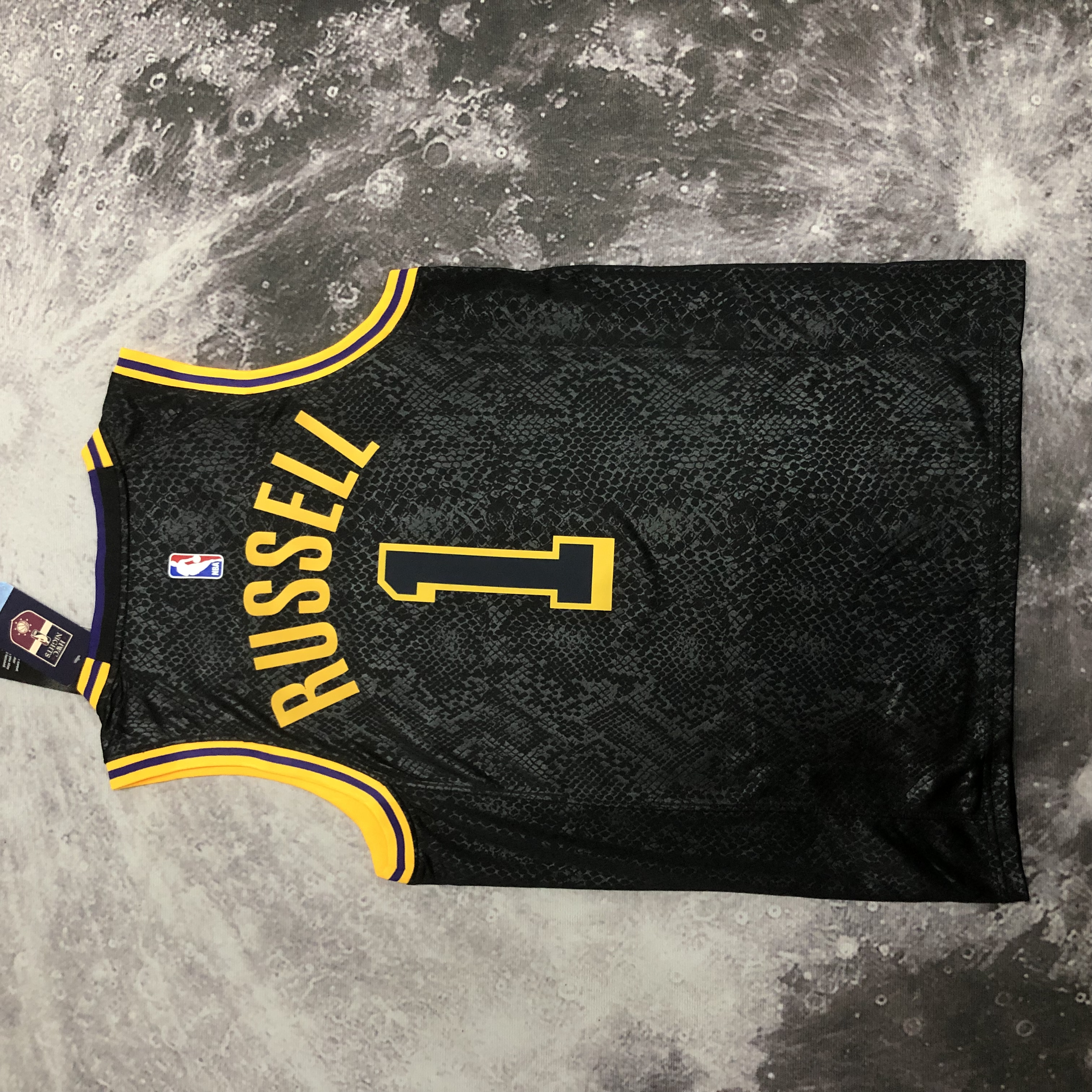 Lakeman snake-print number one Russell