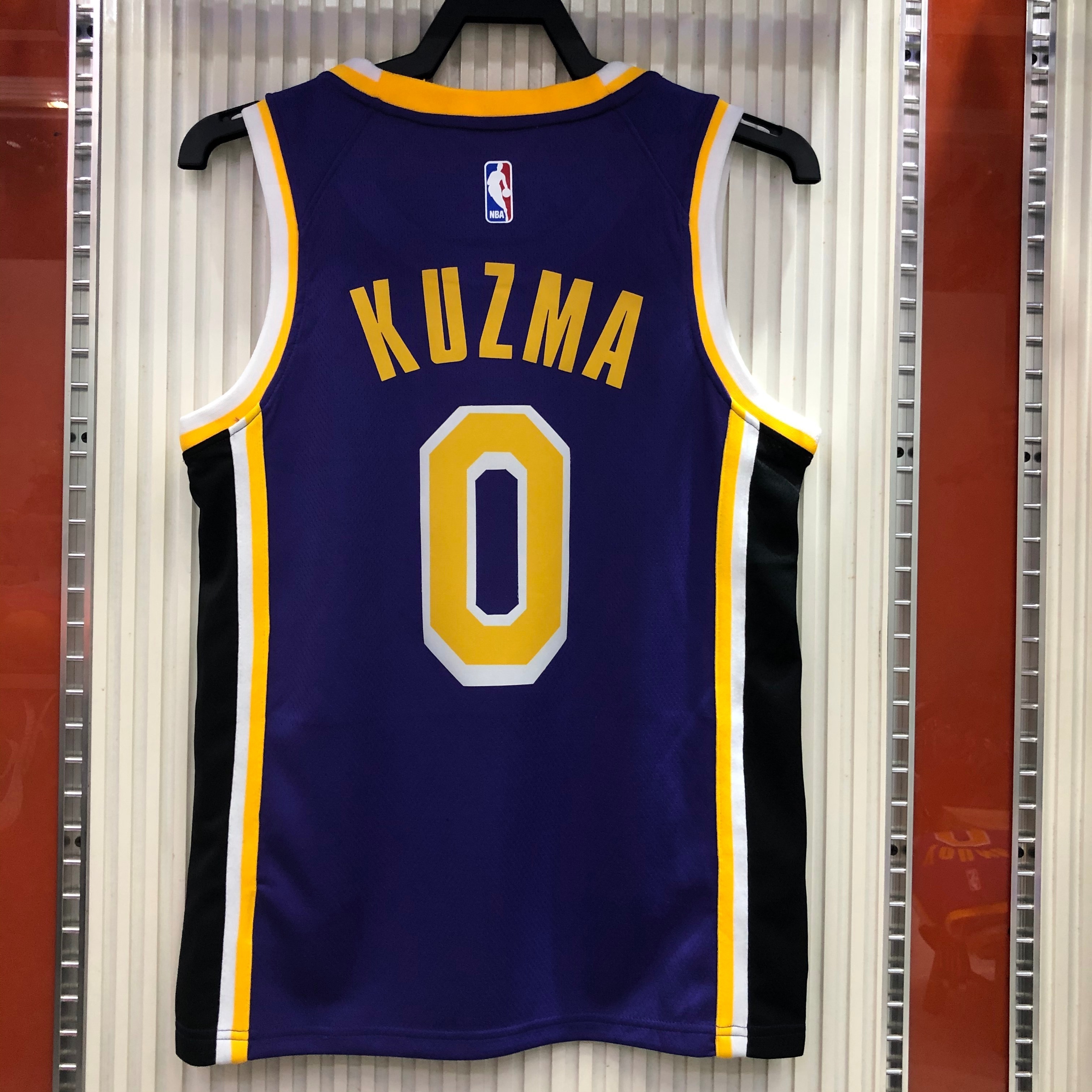 Lakers limited No. 0 Kuzma