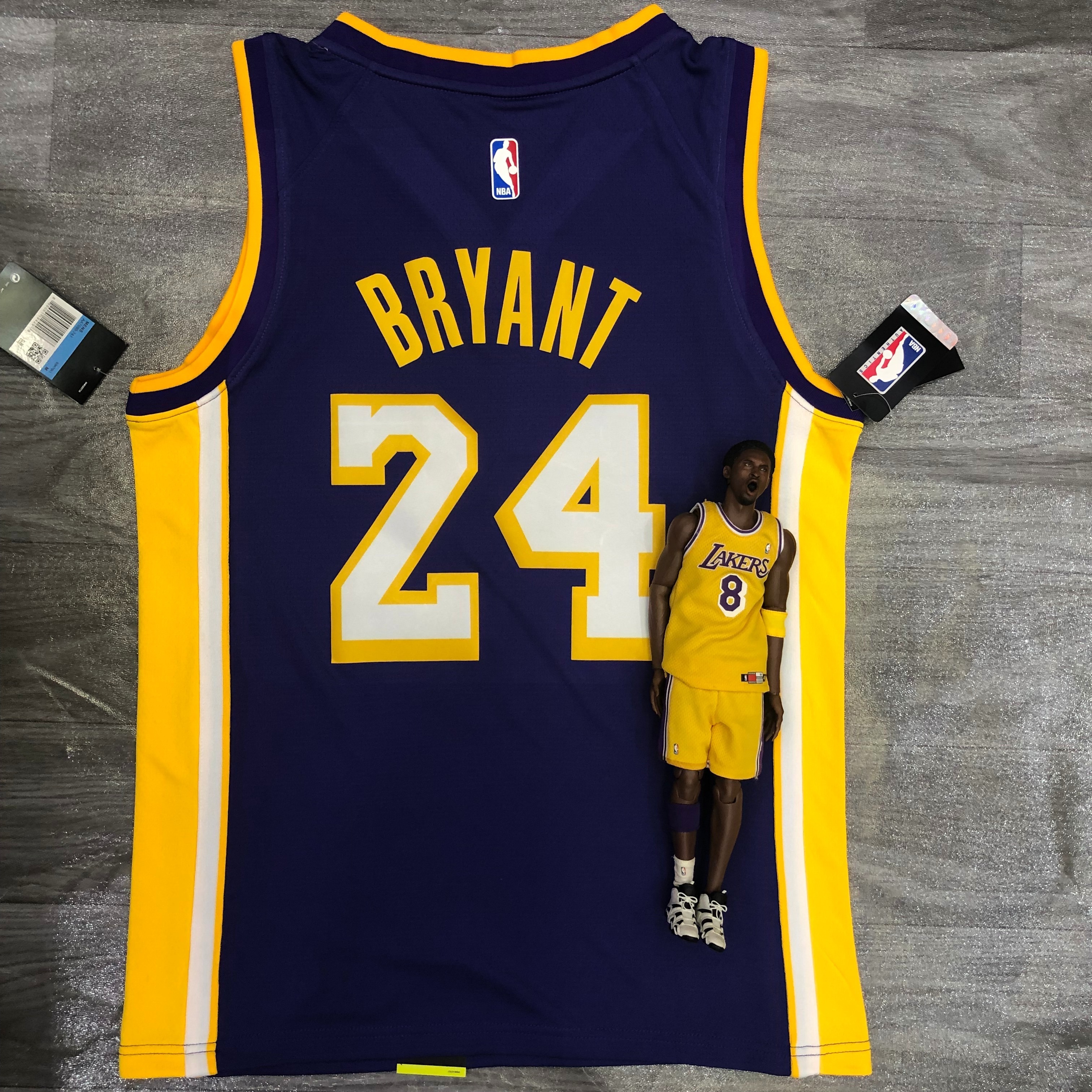 Lakers purple V-neck No. 24 Bryant