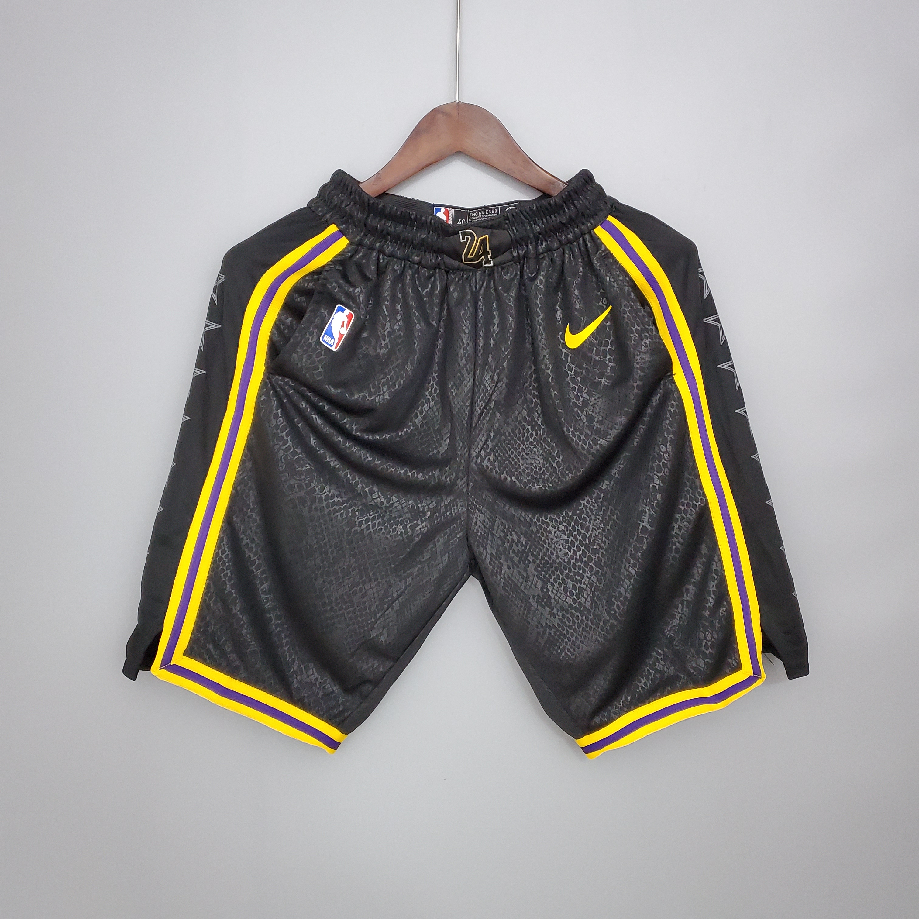 Lakers serpentine shorts