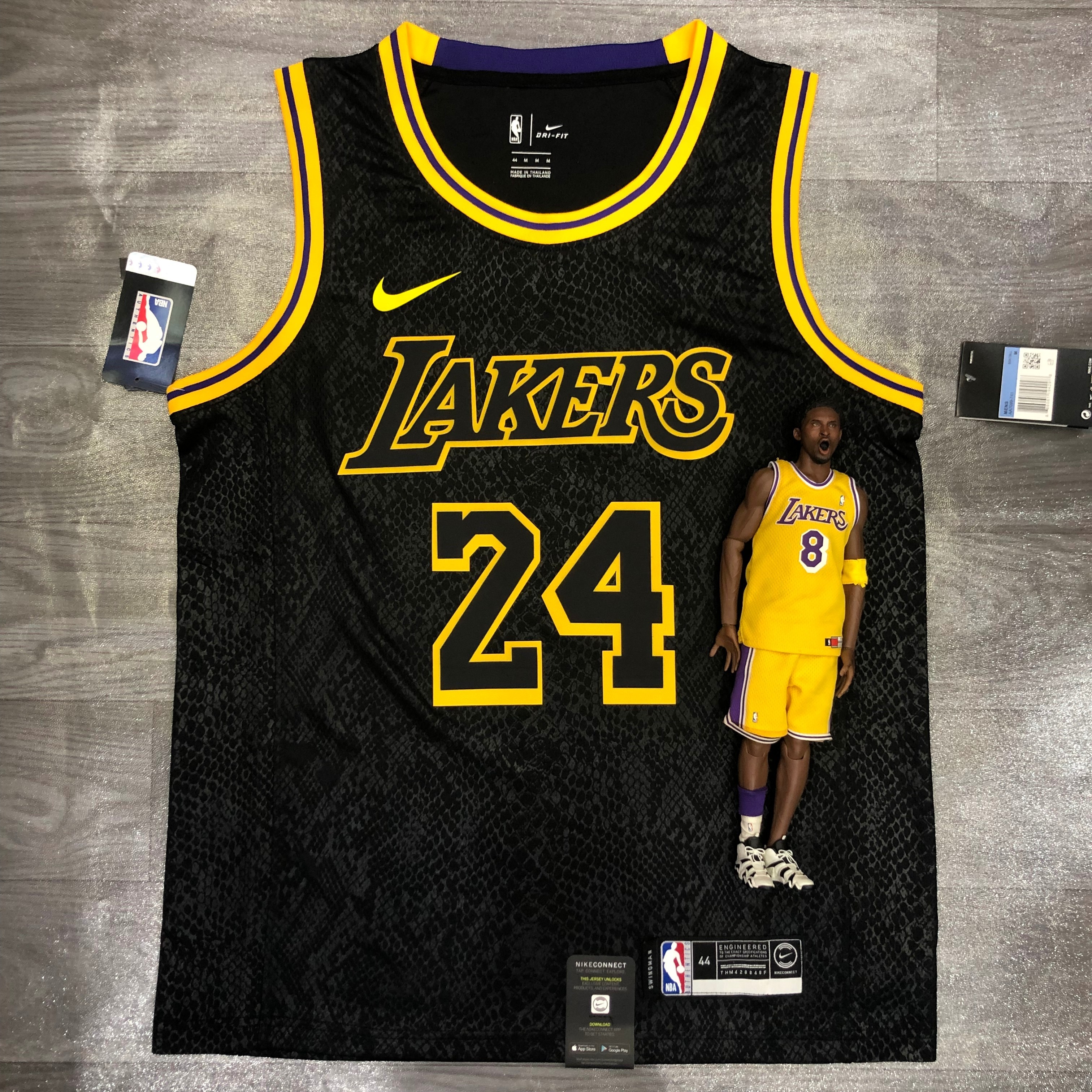 Lake Man snake print number 24 Bryant