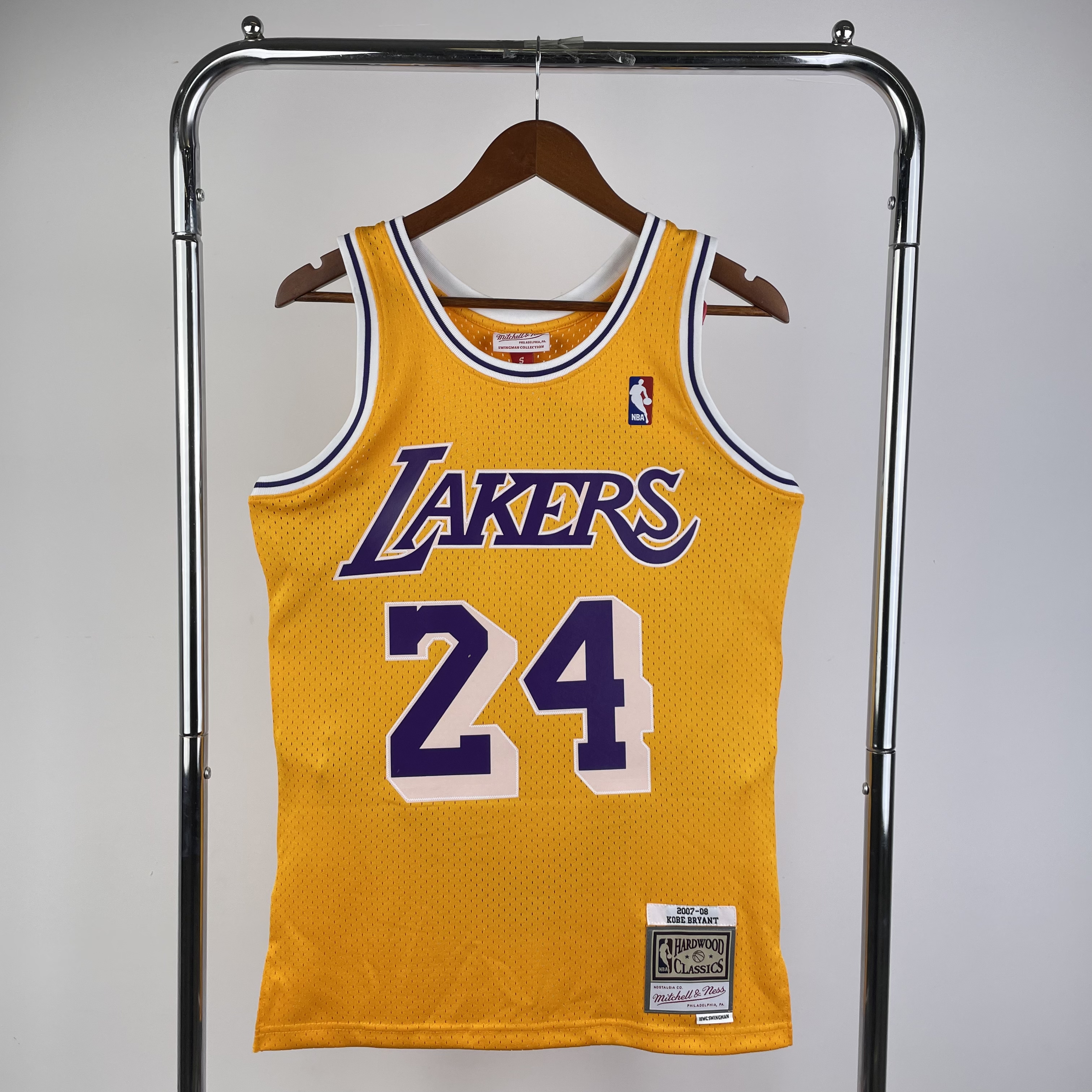 MN Hot Press throwback jersey SW Lakers 0708 round neck yellow No. 24 Bryant