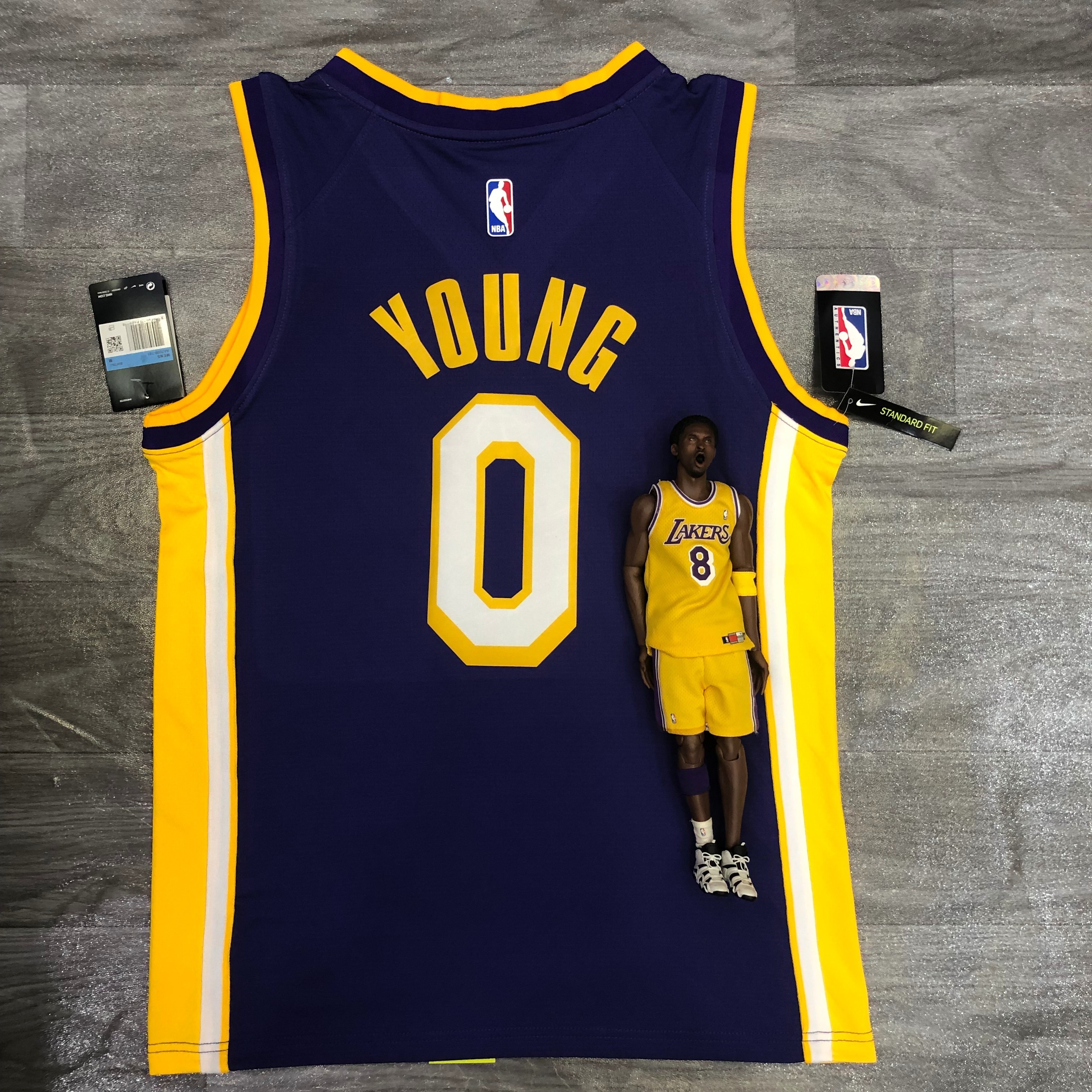 Lakers purple V-neck No. 0 Nick Young