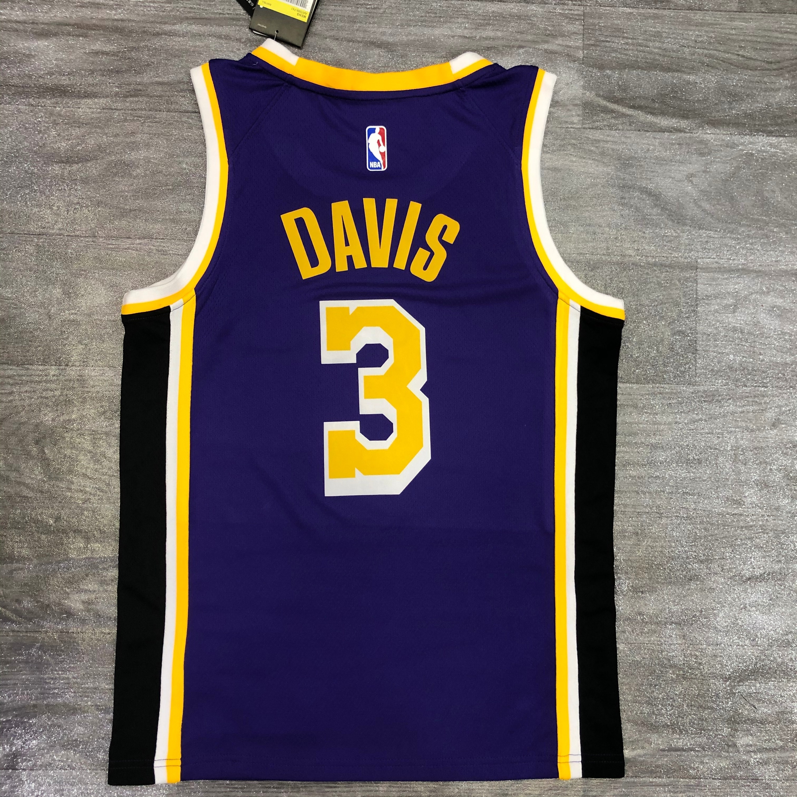 Lakers Flyers limited No. 3 Davis