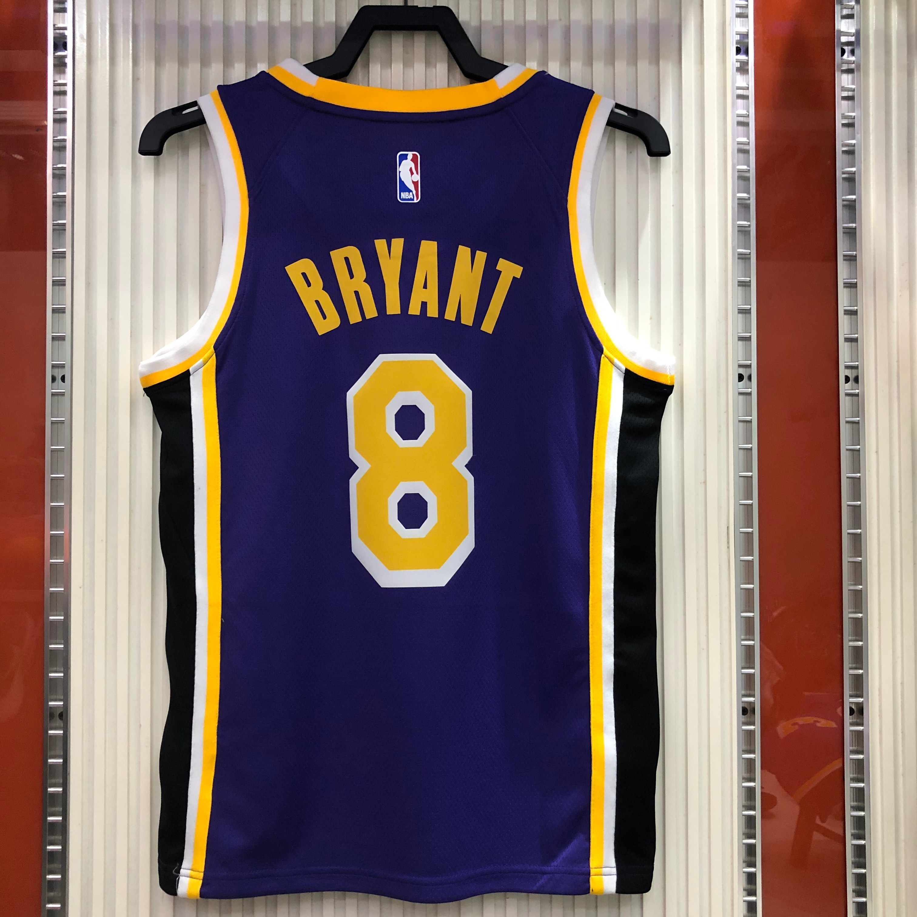 Lakers Flyers limited No. 8 Kobe Bryant