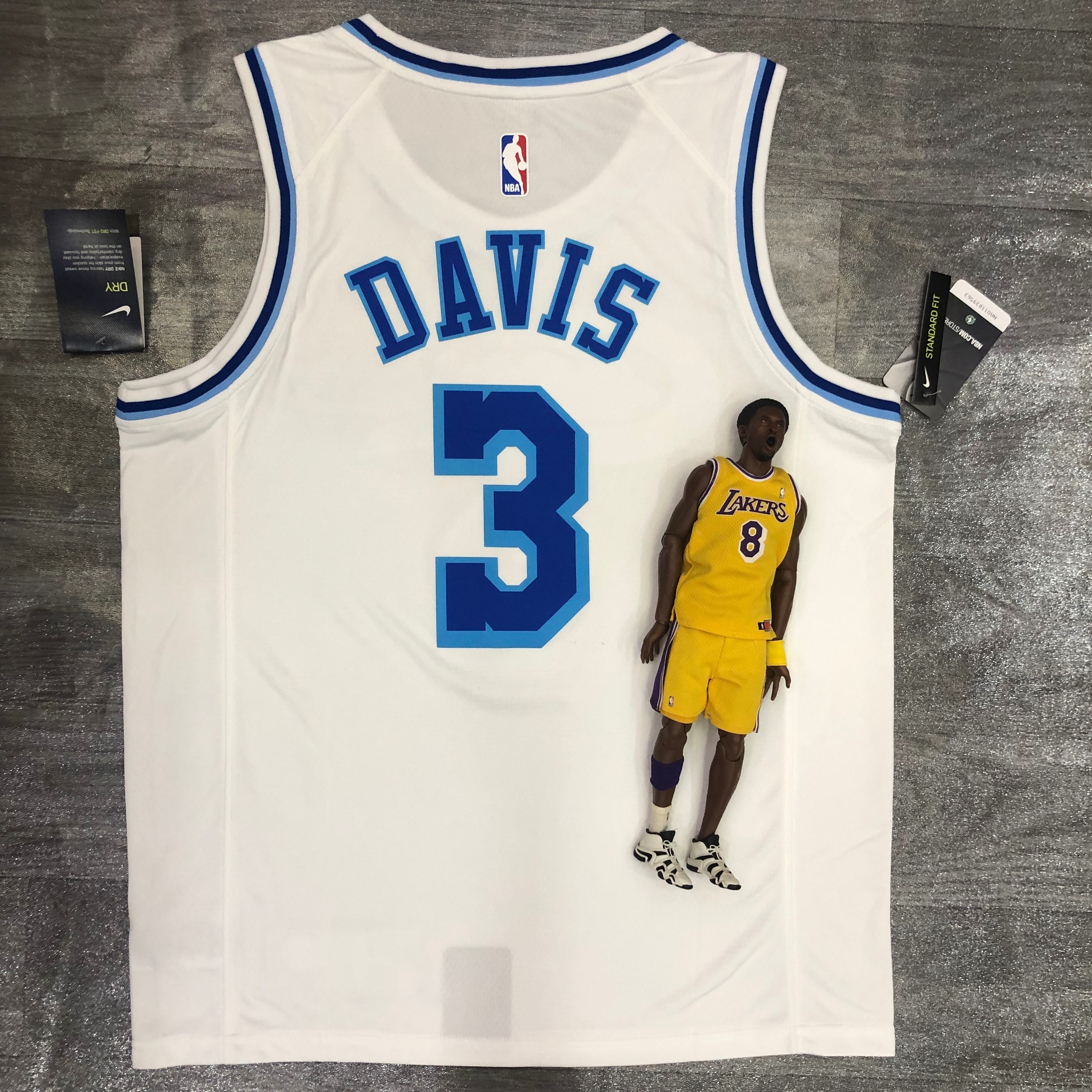 Lakers Latin throwback singer co-titled version - White No. 3 Davis