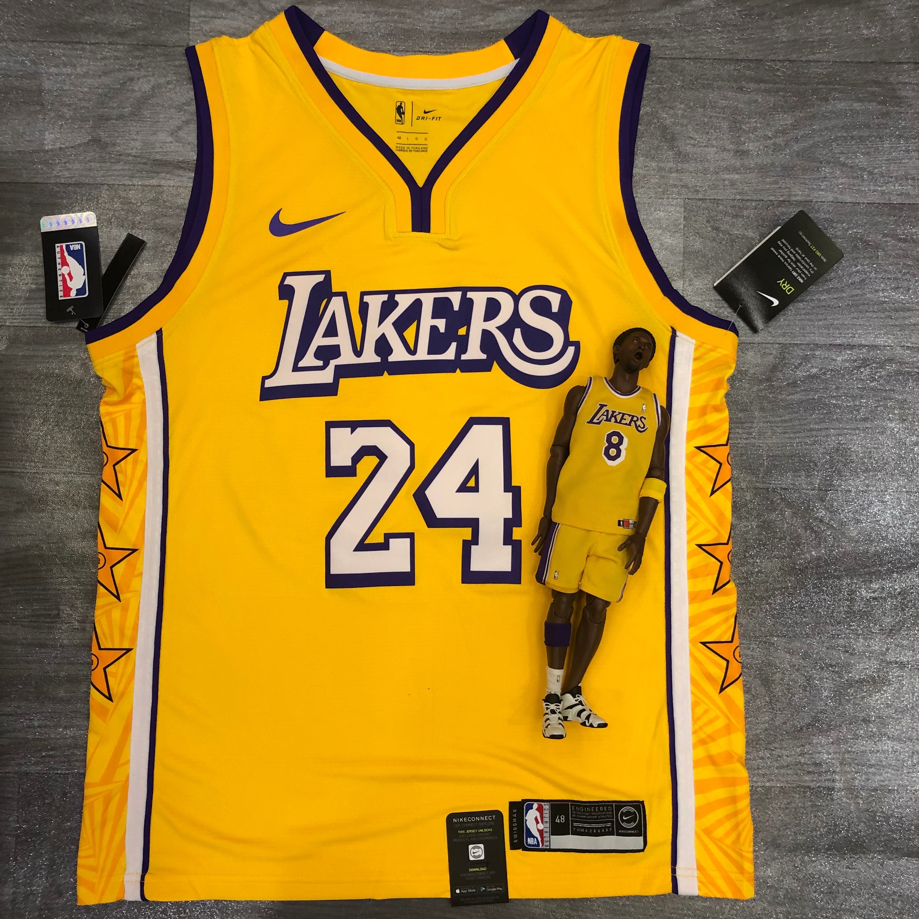 The Lakers brought star No. 24 Bryant