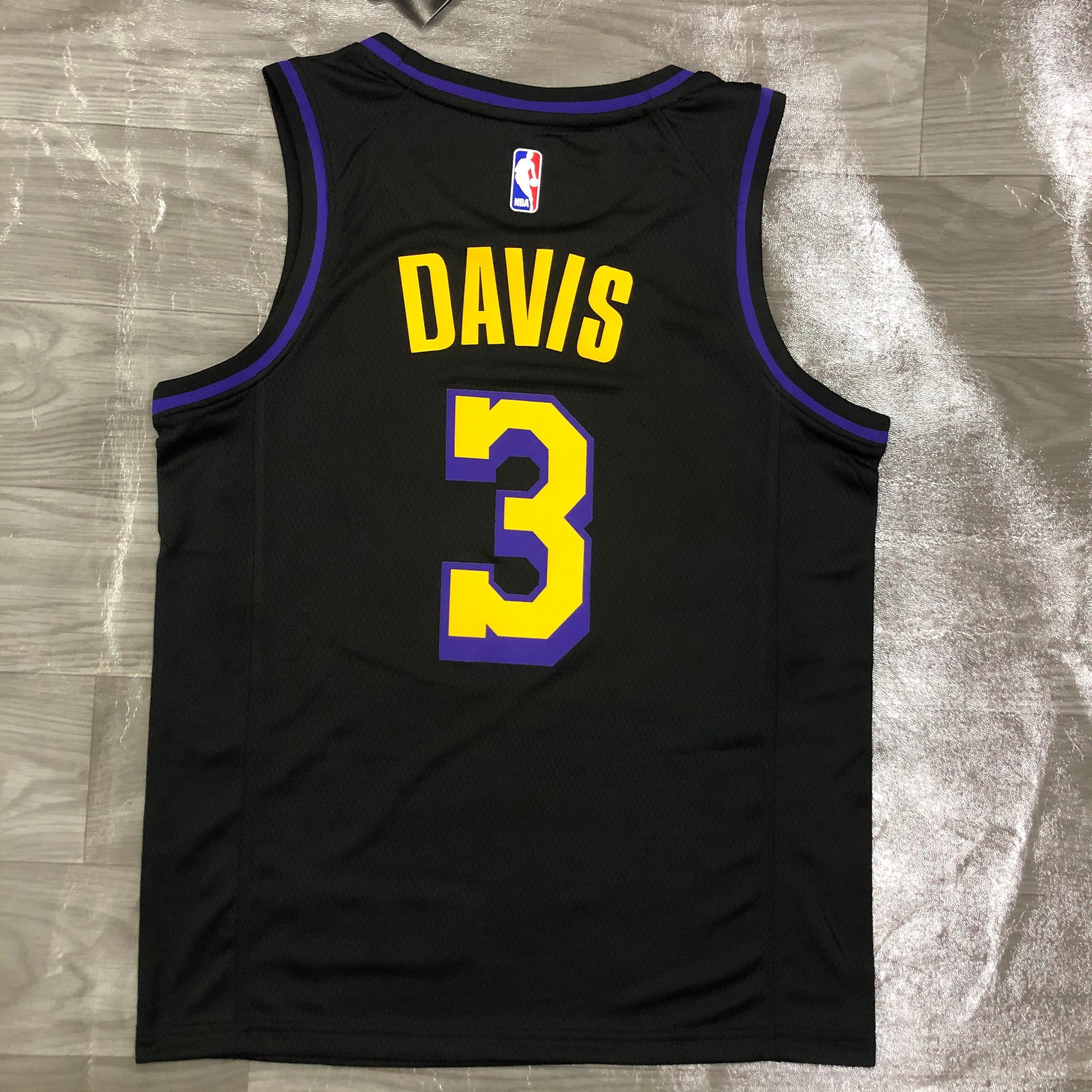 Lakers crewneck Black Latin No. 3 Davis
