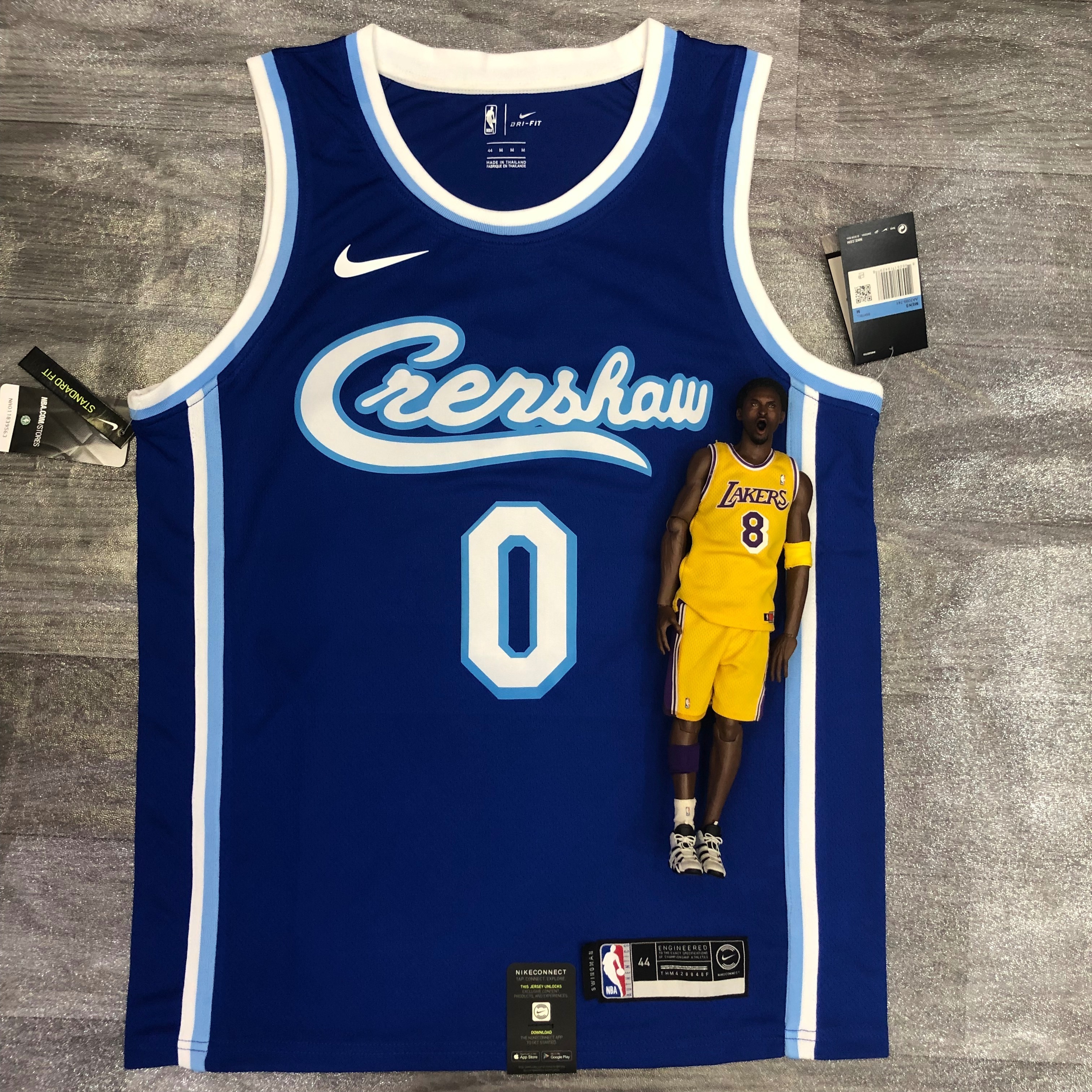 Lakers Latin throwback singer co-titled Blue 0 Kuzma