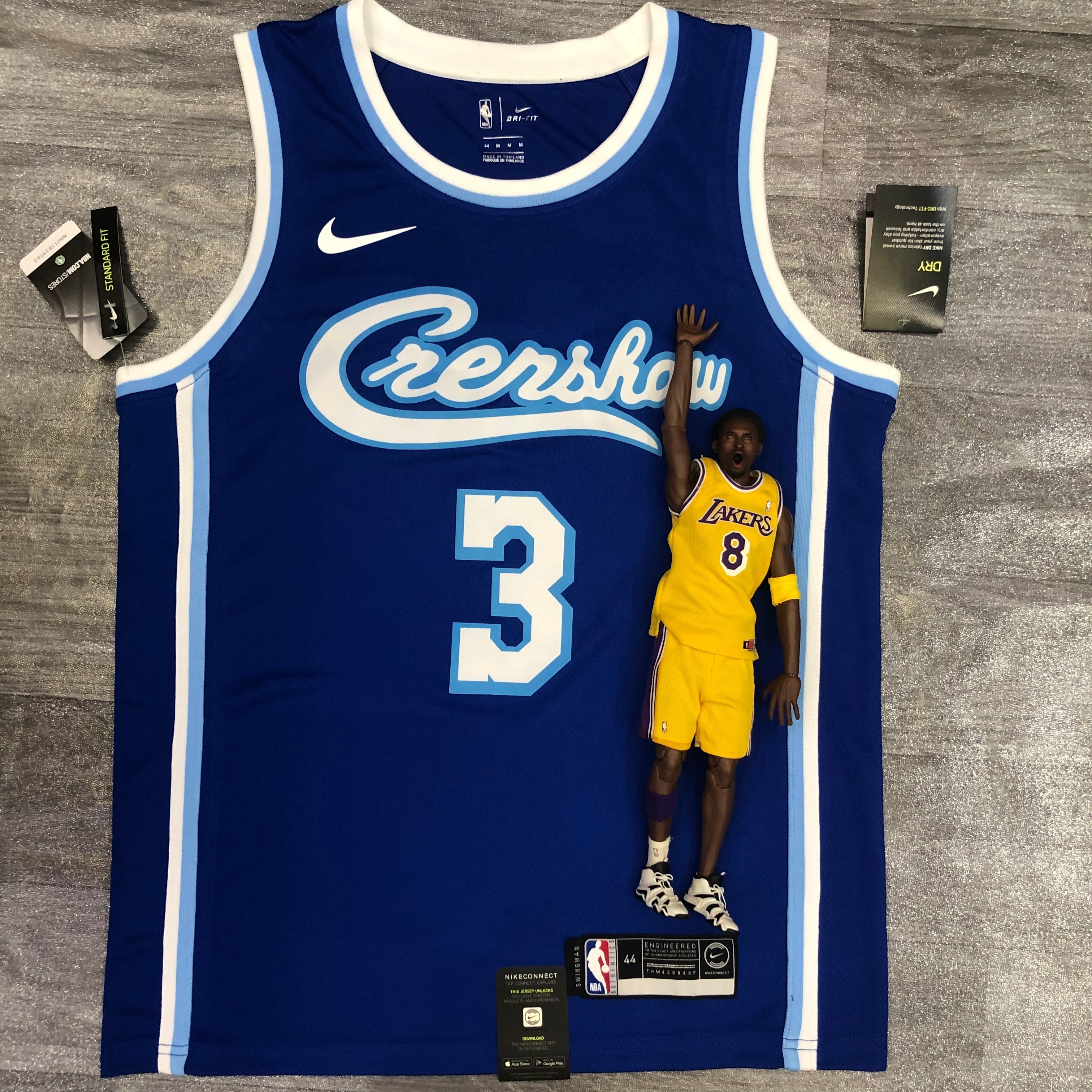 Lakers Latin throwback singer co-titled Blue No. 3 Davis