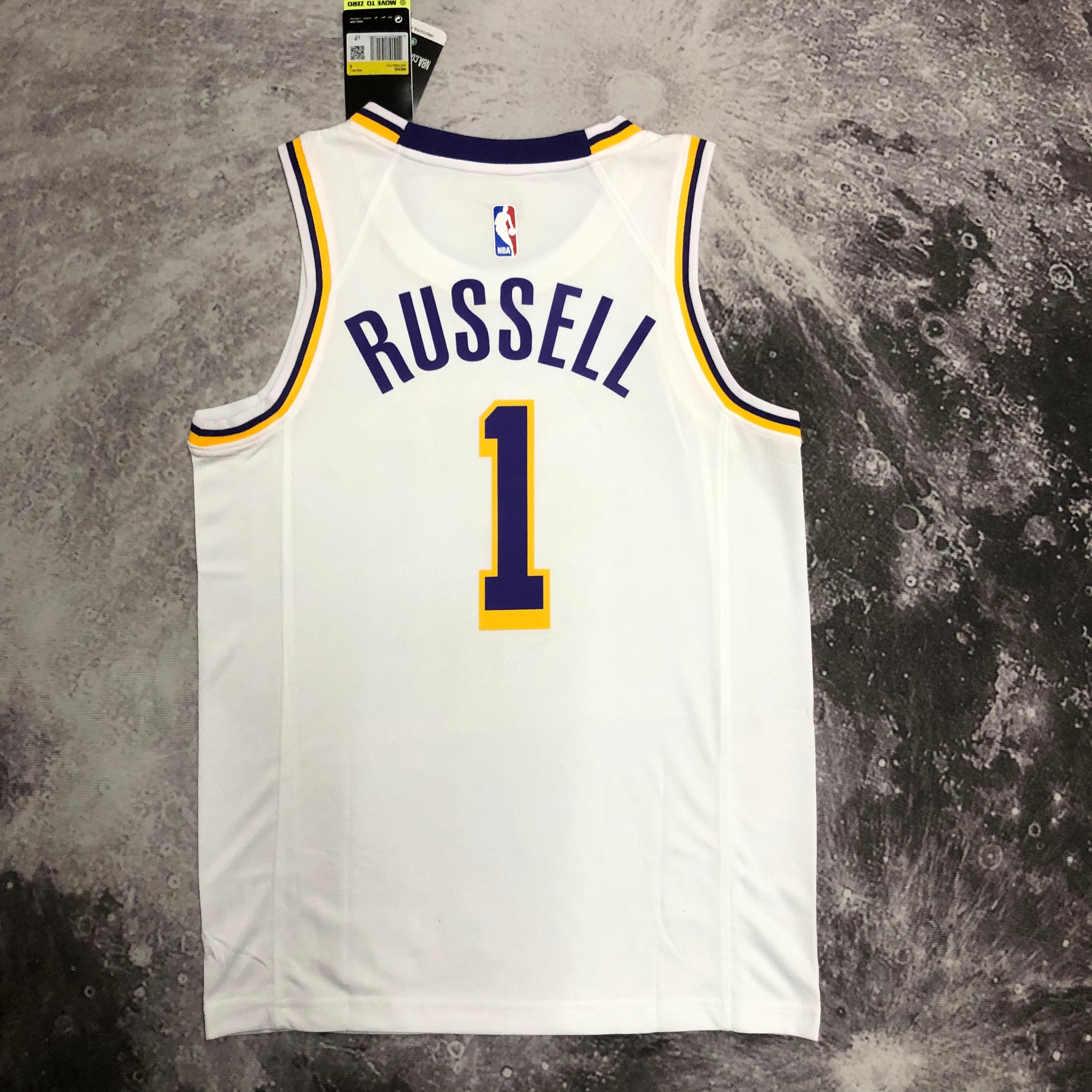 Lakers crewneck white No. 1 Russell