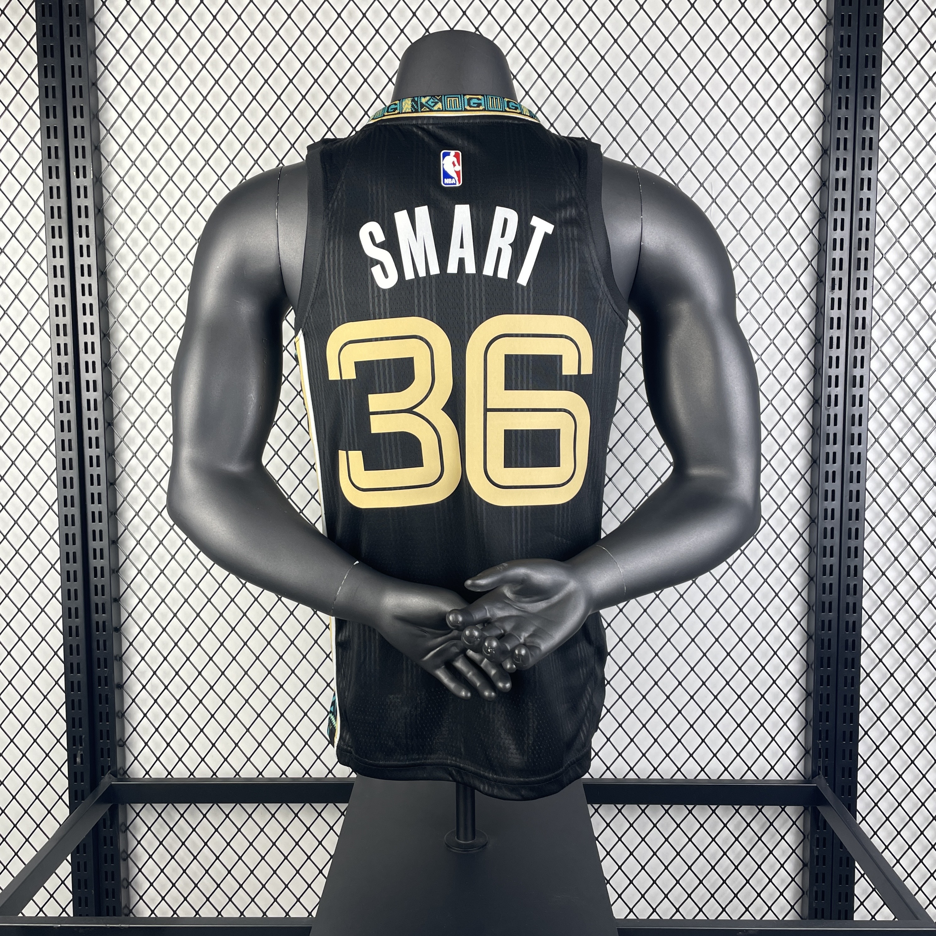 '23 Grizzlies striped black # 36 Smart