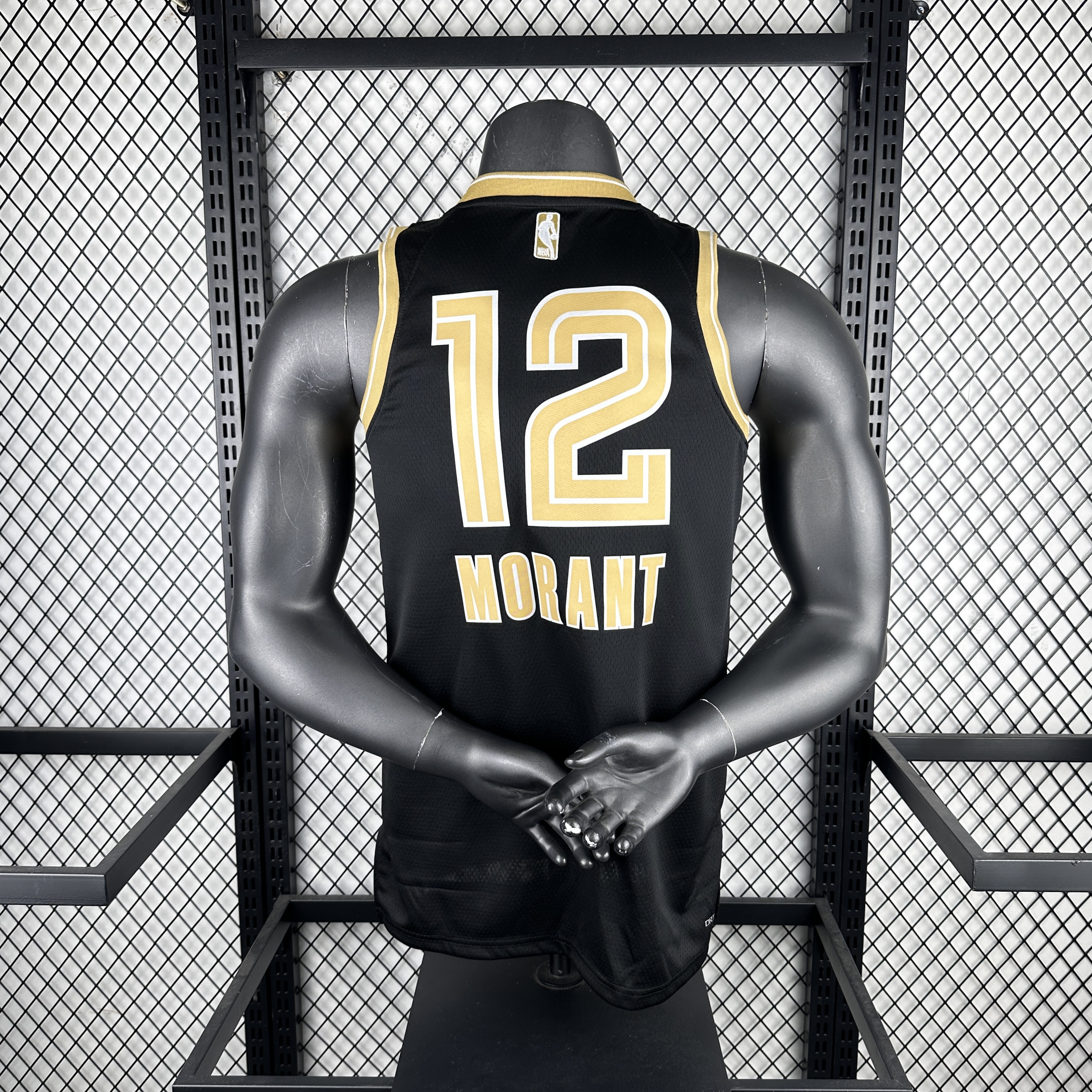 Season 24 Glory Edition number 12 Morant