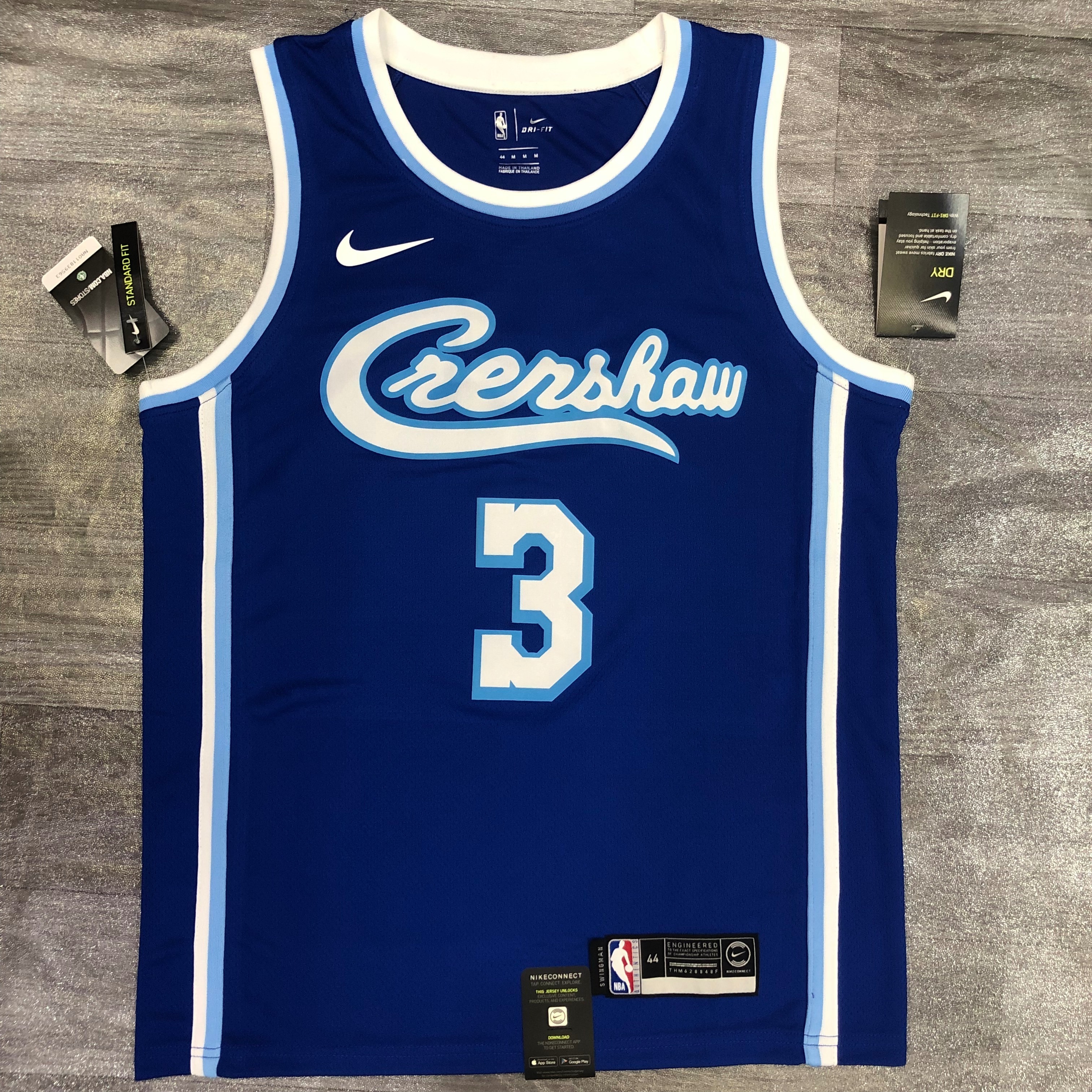 Lakers Latin throwback singer co-titled Blue No. 3 Davis