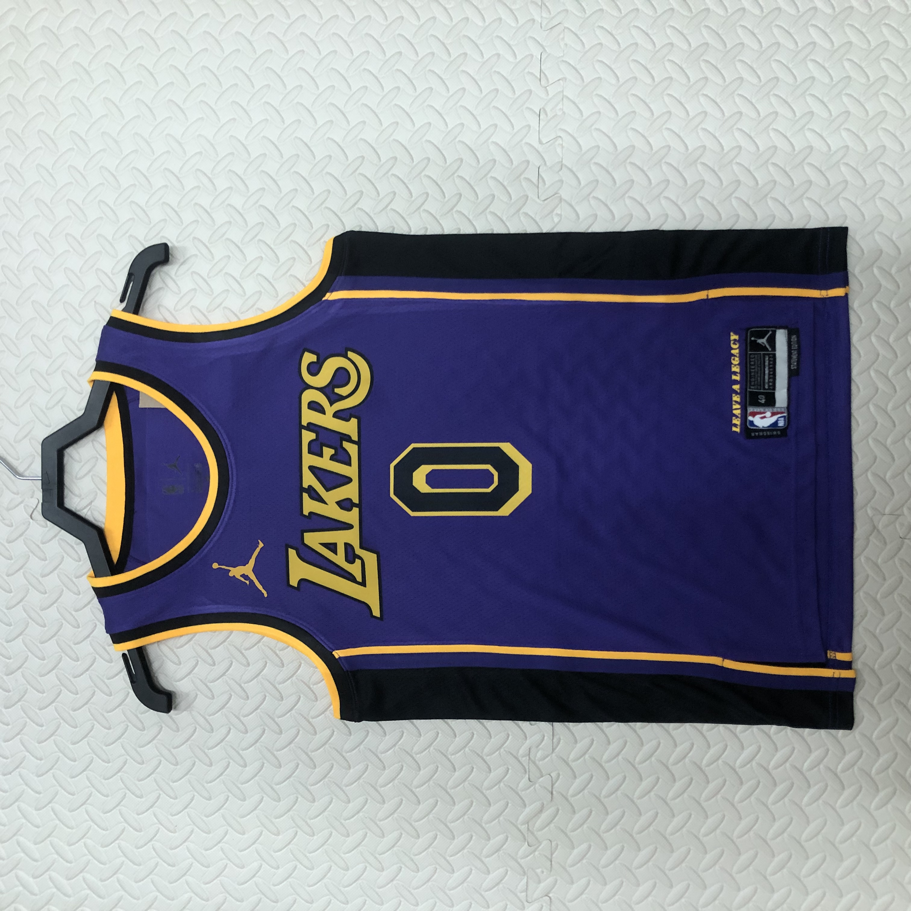 The Lakers' 23 season limited the Flyers to No. 0 Westbrook