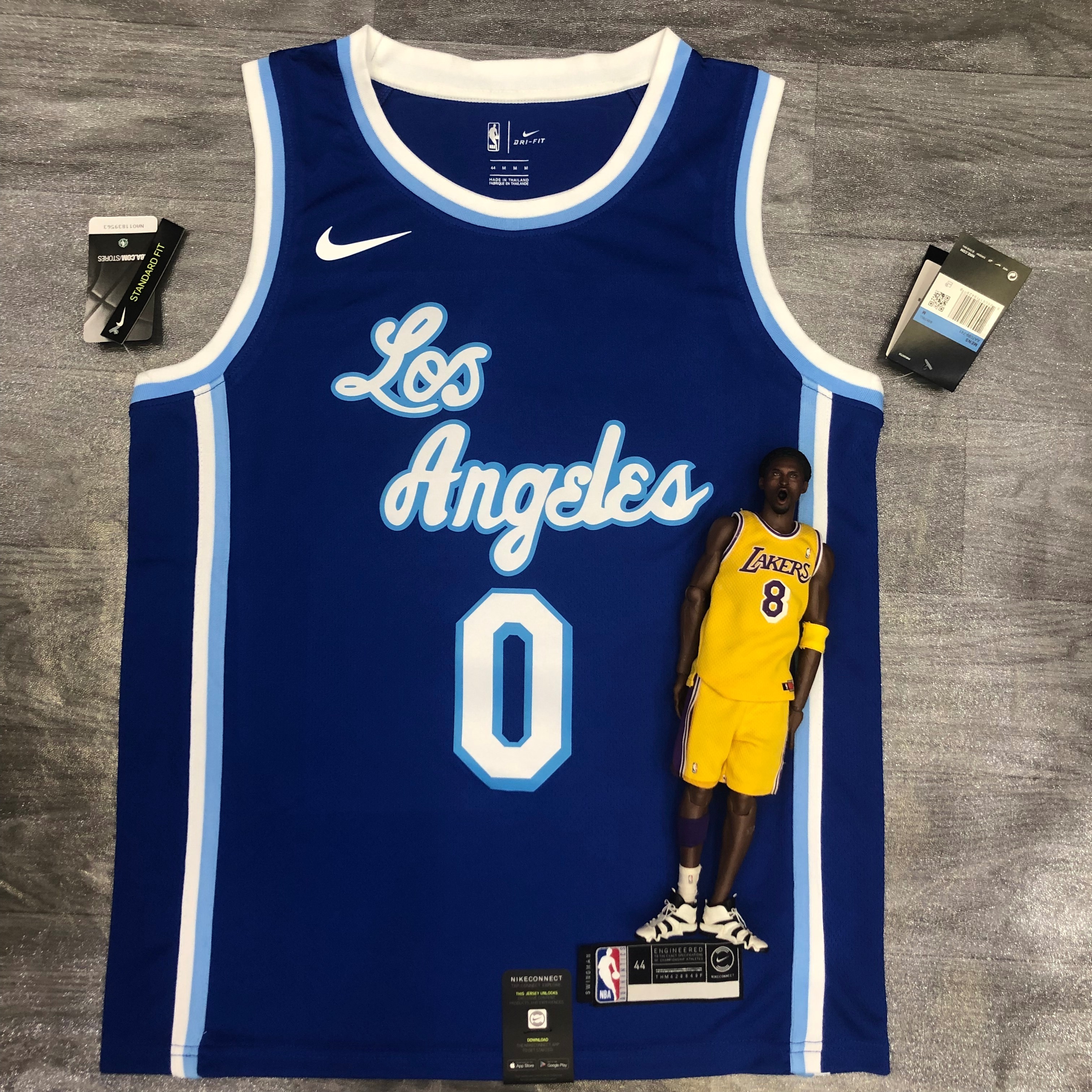 Lakers Latin Throwback Night Blue 0 Cunek Young