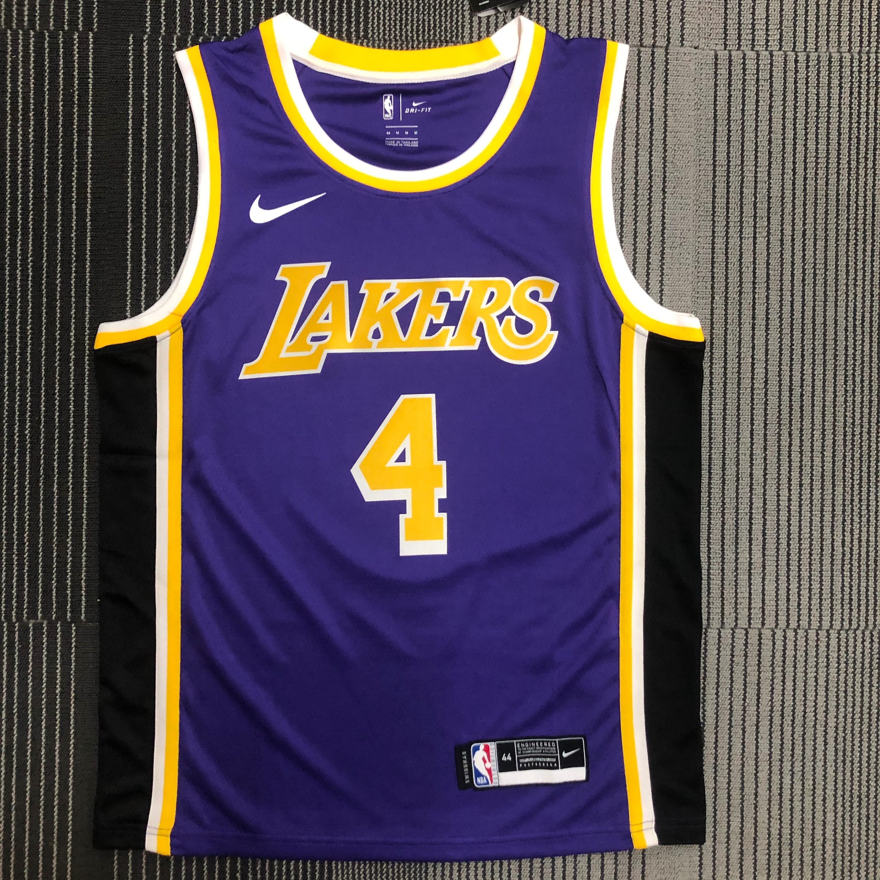 Lakers crewneck purple (Nike) No. 4 Rondo
