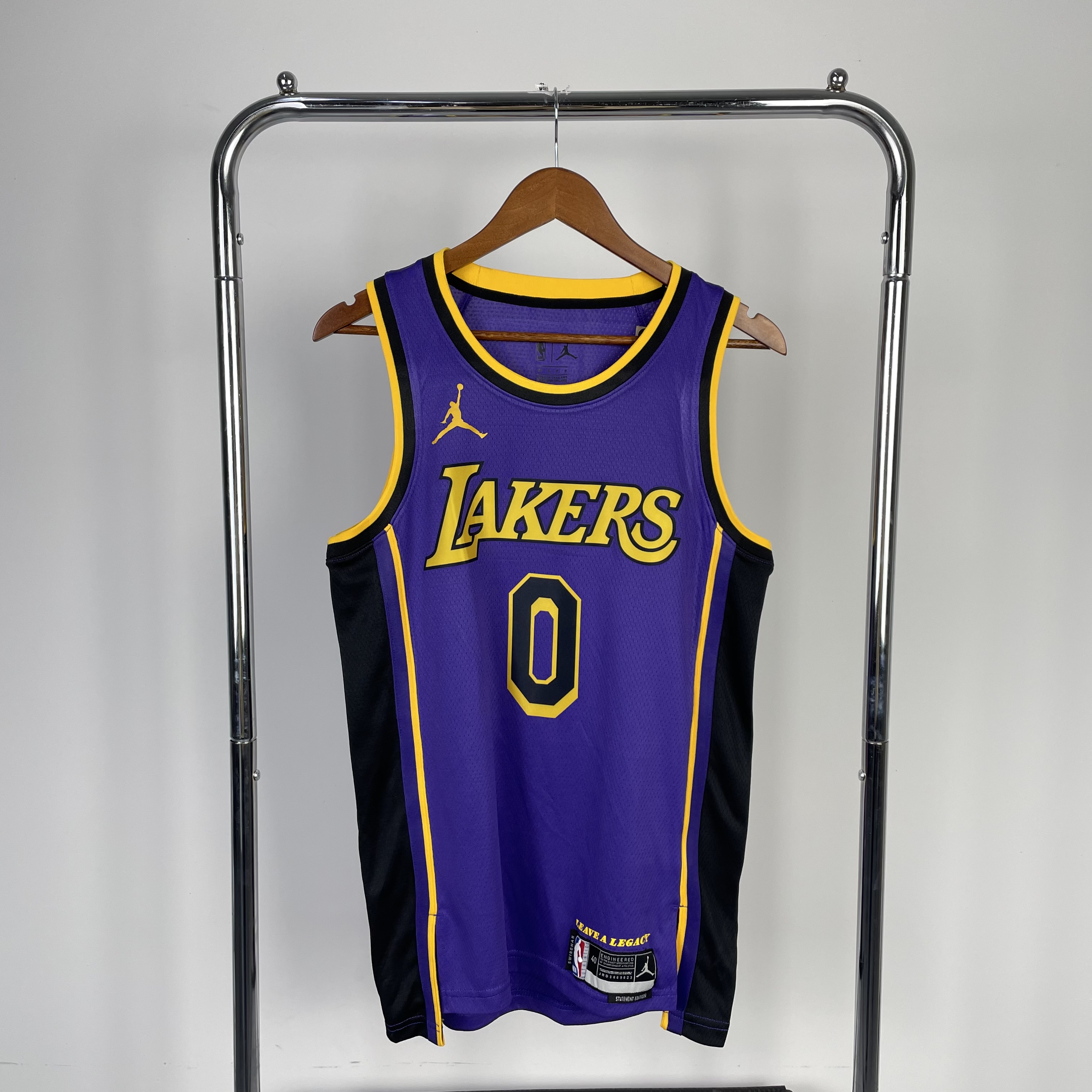 The Lakers' 23 season limited the Flyers to No. 0 Westbrook