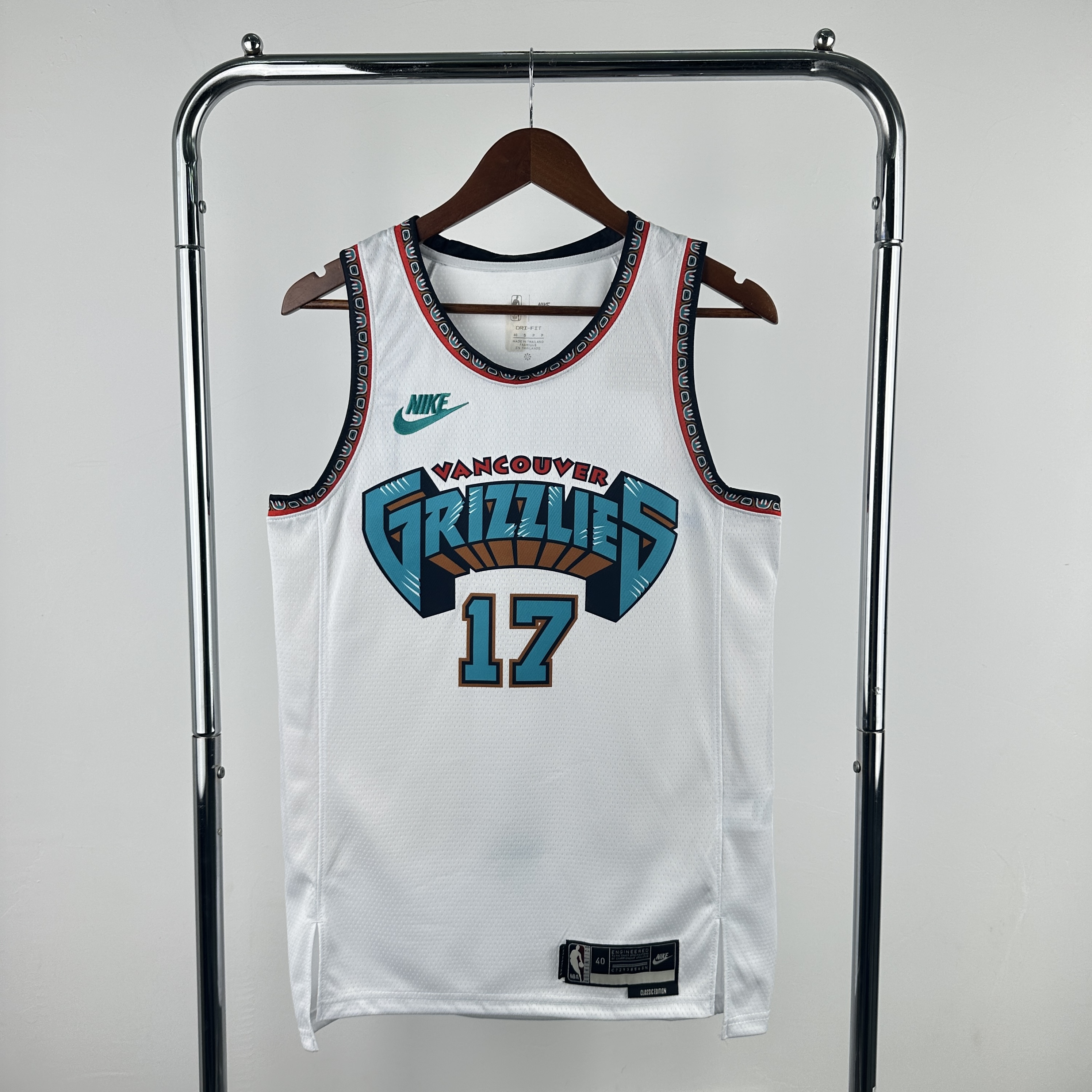 Season 25 Grizzlies throwback No. 17 Kawamura