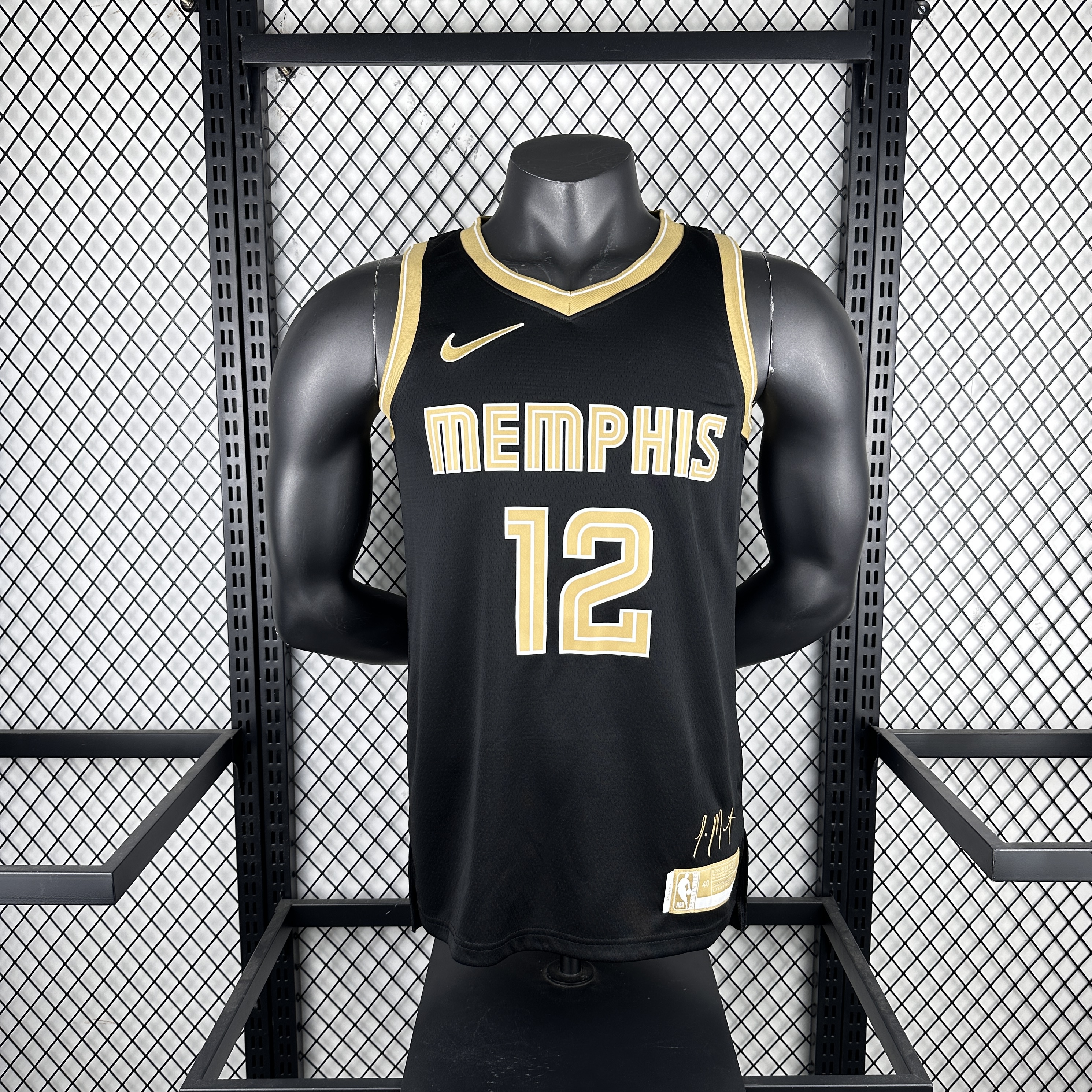 Season 24 Glory Edition number 12 Morant