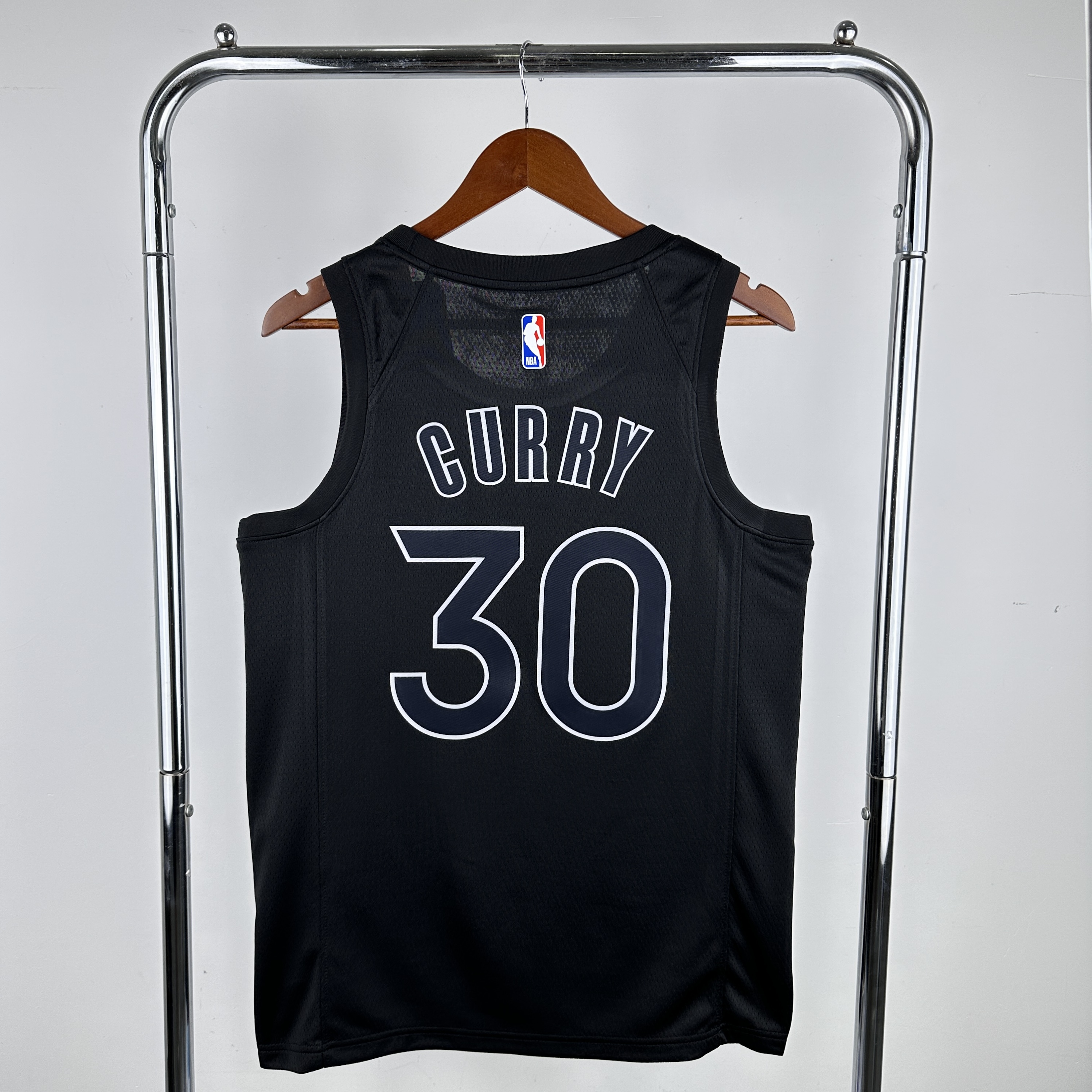 Warriors Black Glory version 30 Curry