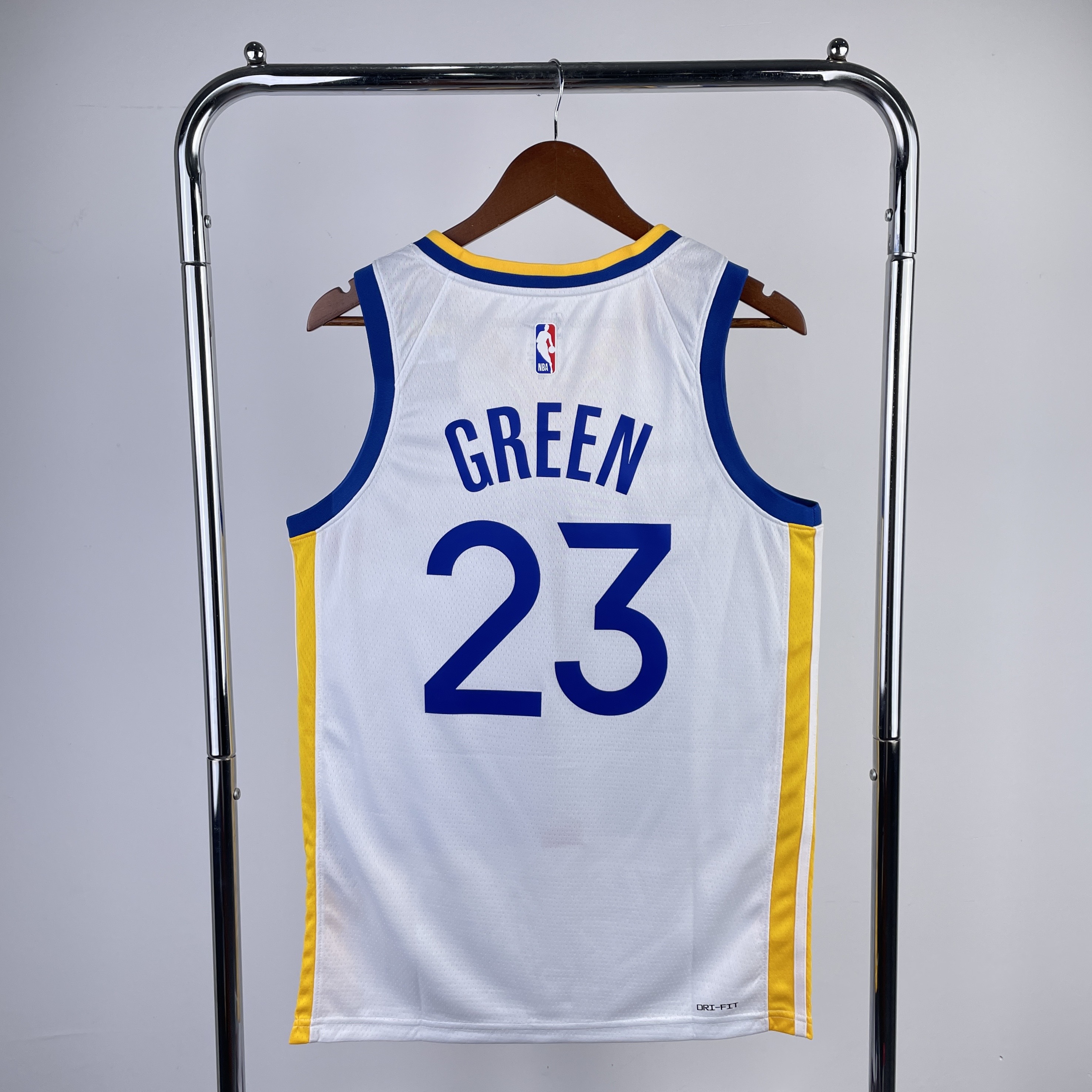 Season 23 Warriors V-neck white # 23 Green