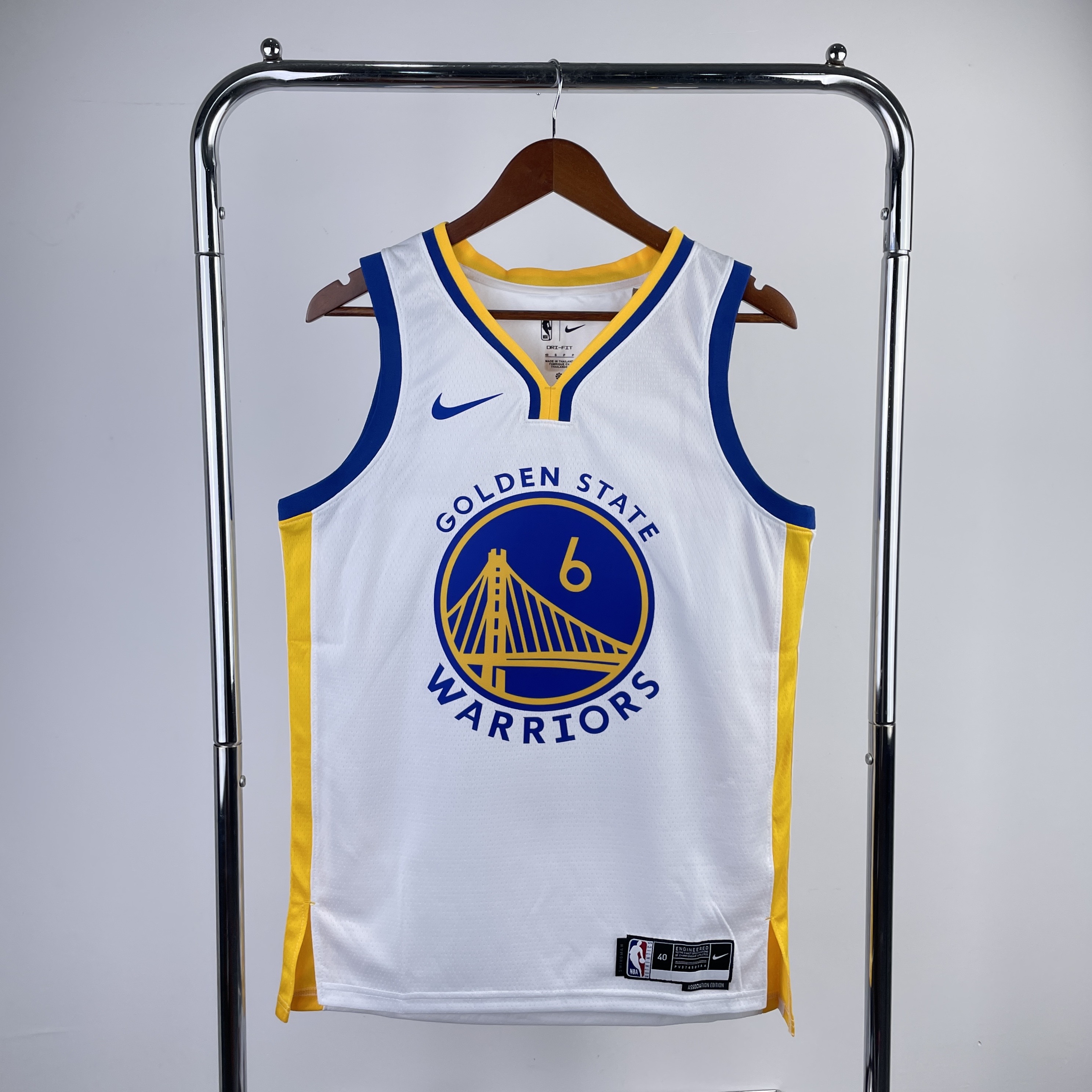 Season 23 Warriors V-neck white number 6 Young