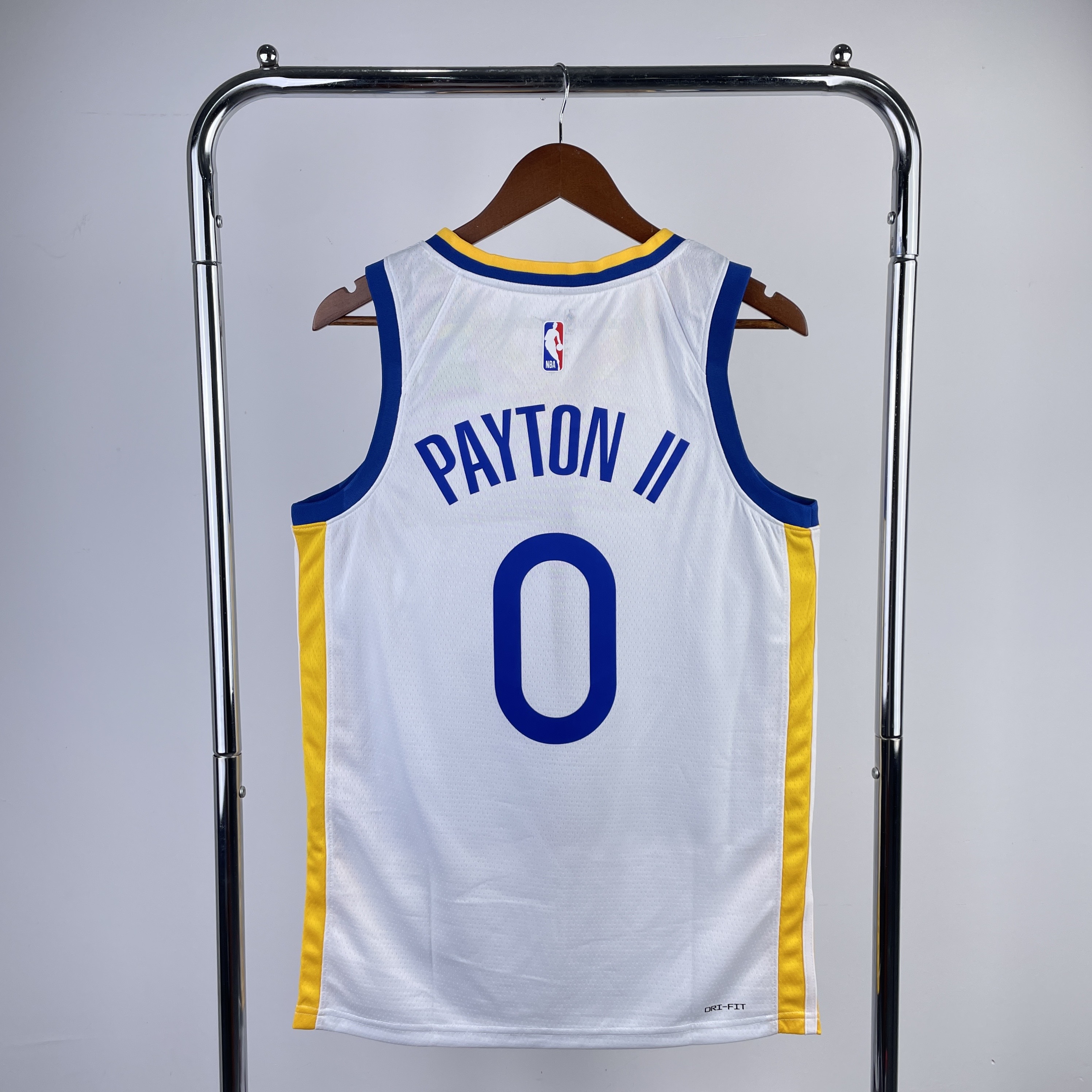 23 Warriors V-neck white # 0 Payton