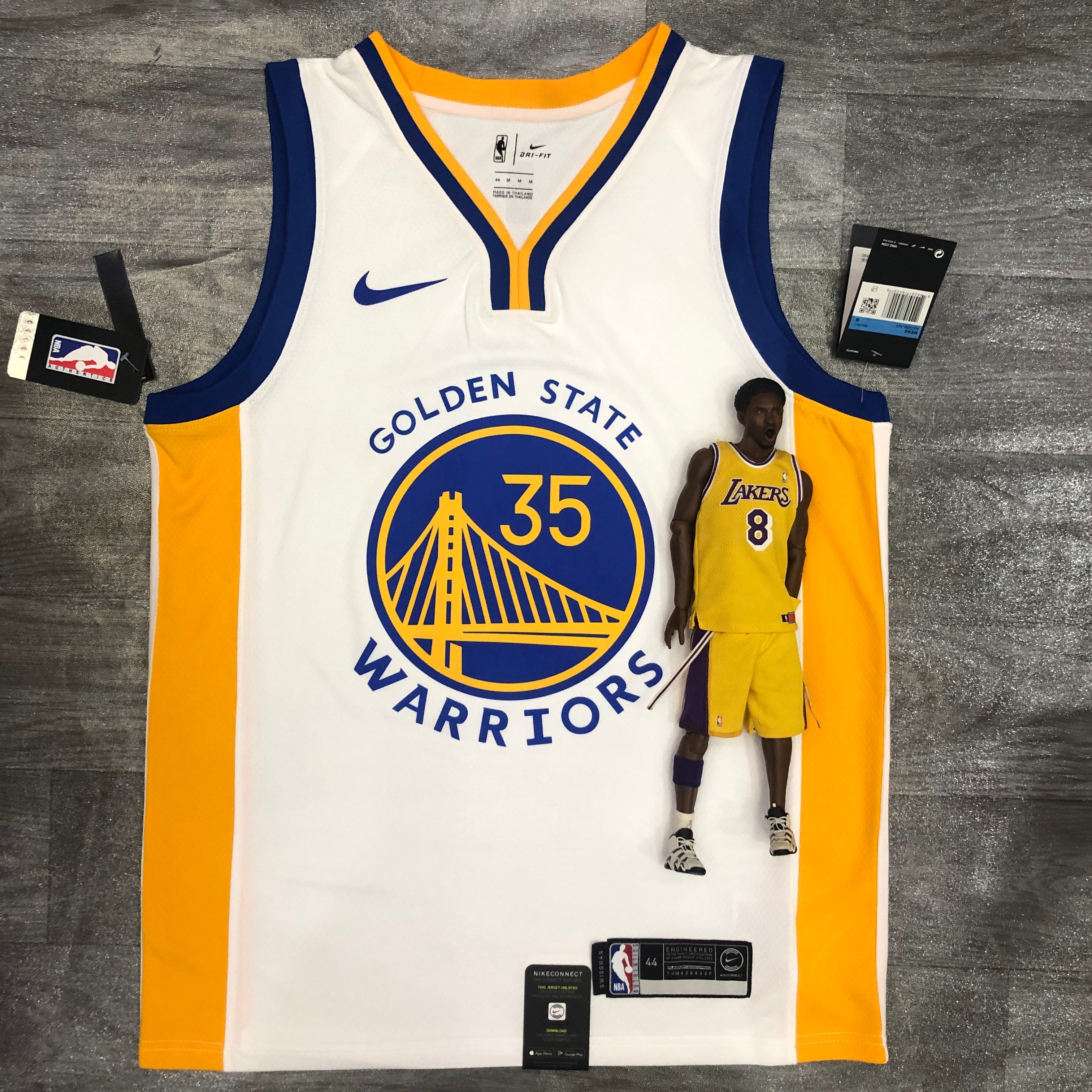 20 Warriors V-neck white 35 Durant