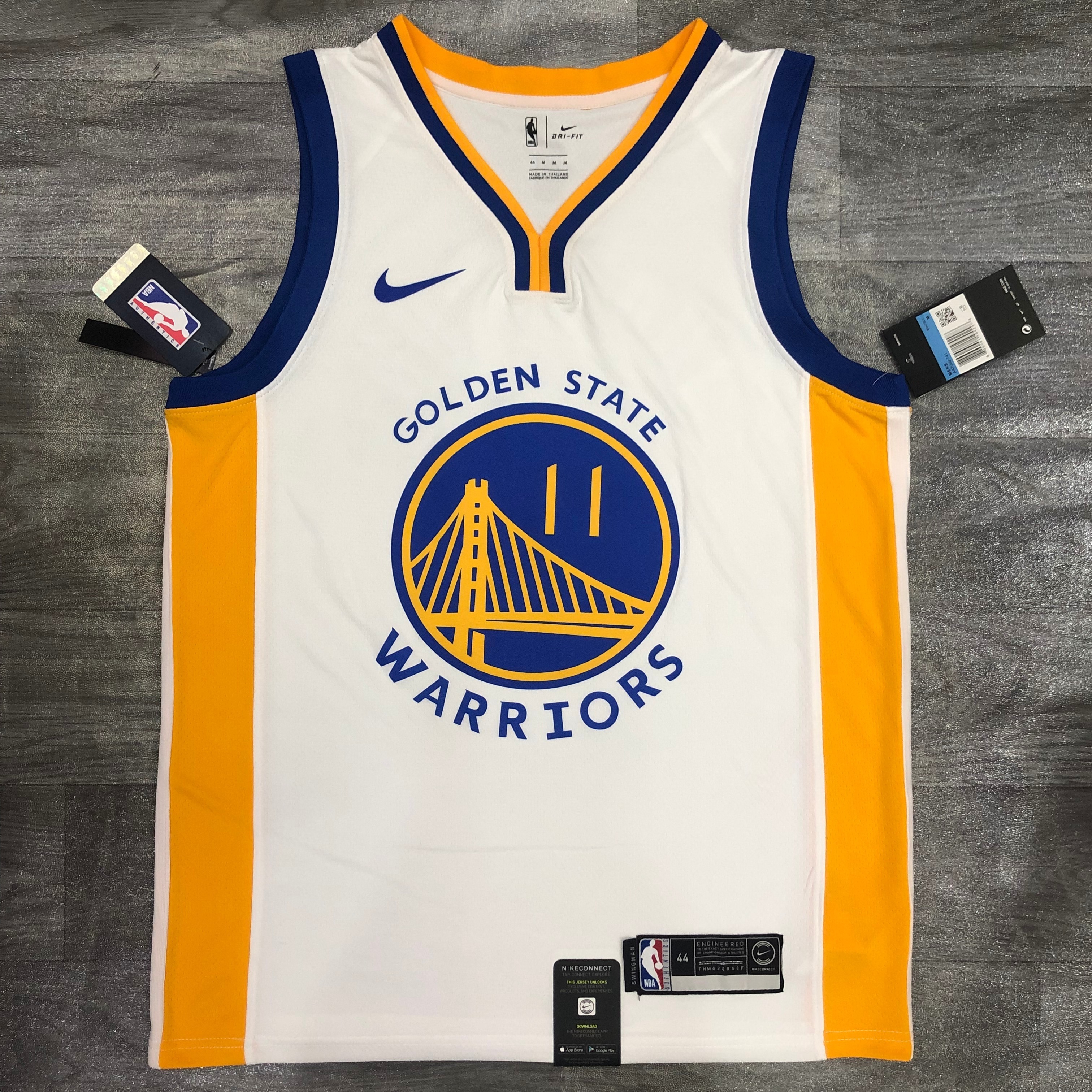 20 Warriors V-neck white number 11 Thompson