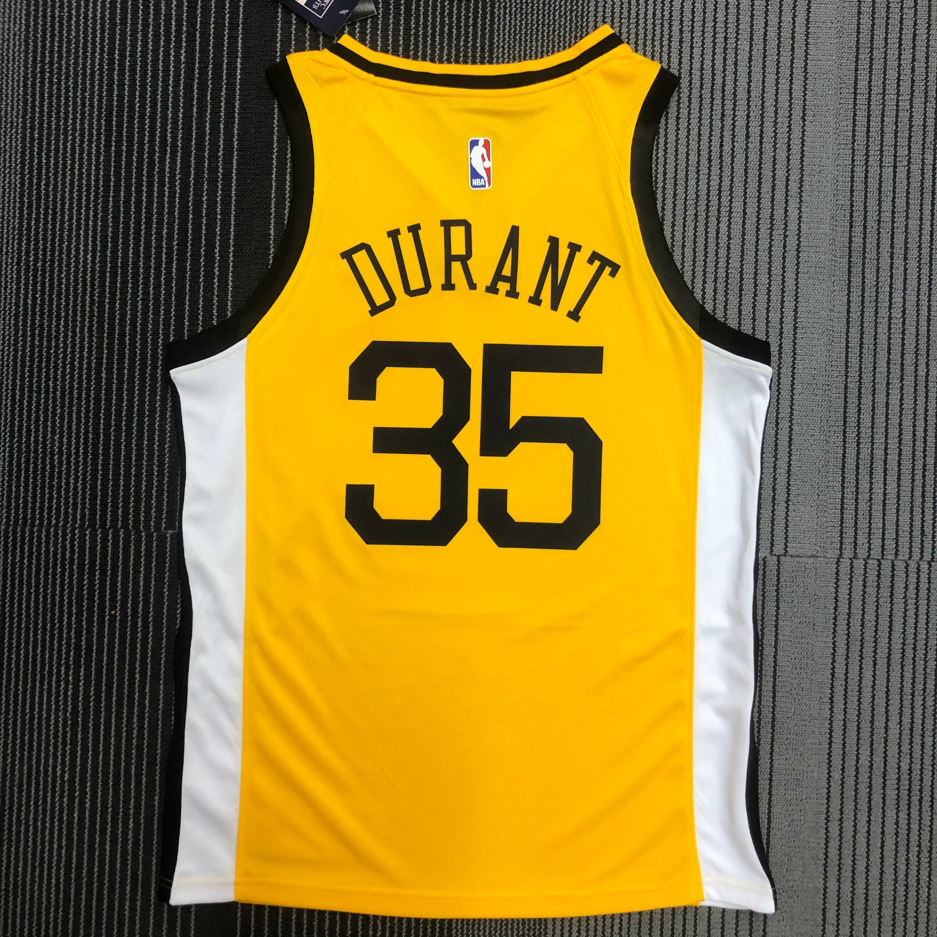 8 Warriors bonus edition # 35 Durant