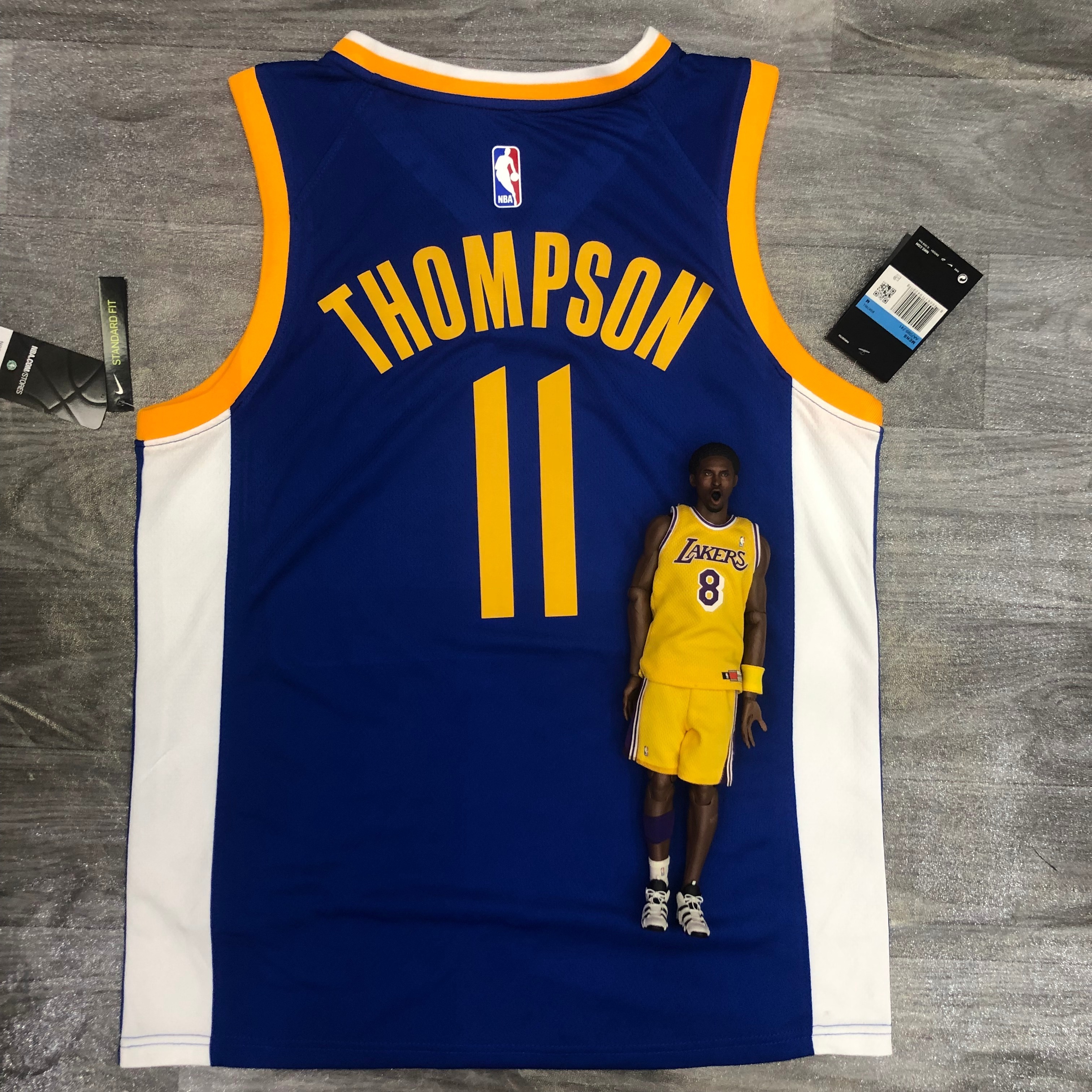 '20 Warriors V-neck blue # 11 Thompson
