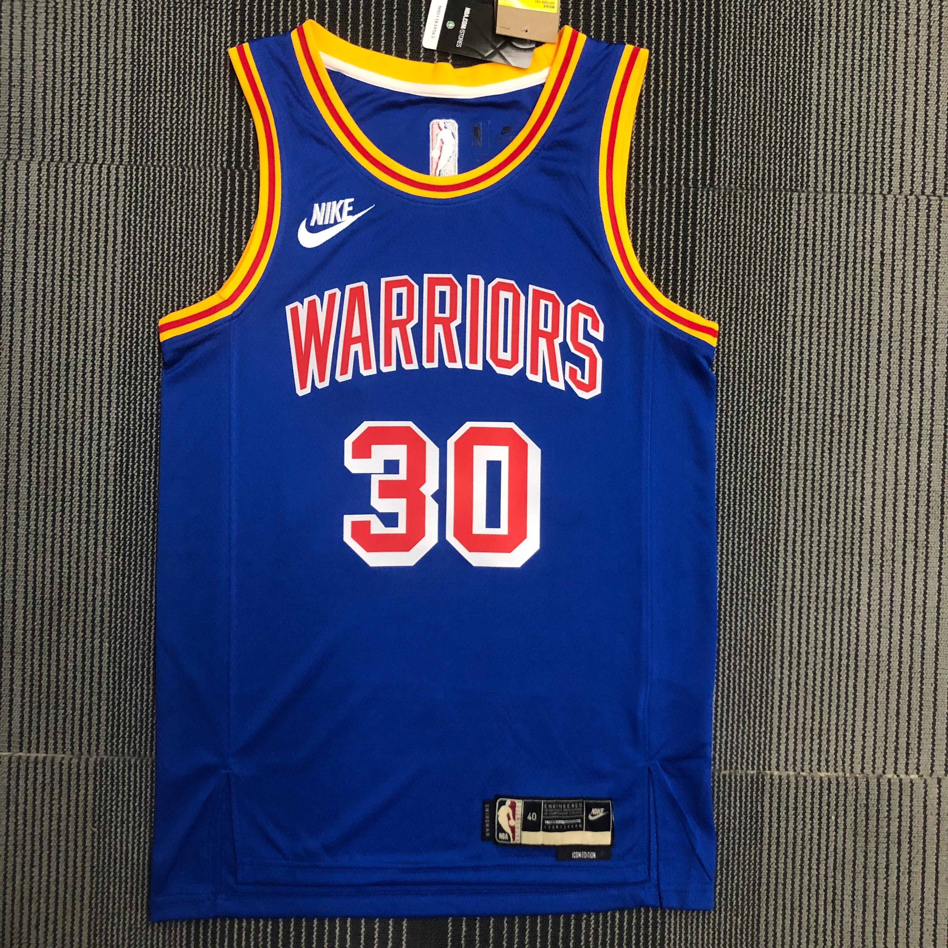 75th anniversary Warriors throwback jersey No. 30 Curry