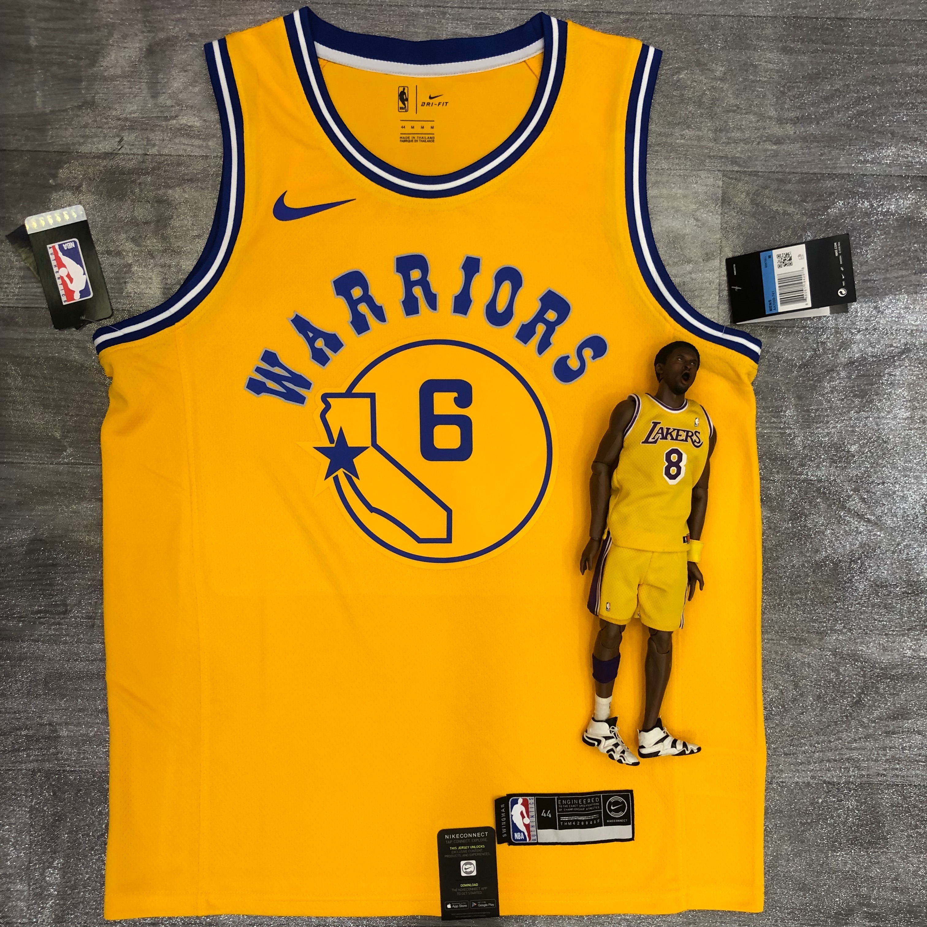 Warriors Yellow Socks number six Nick Young