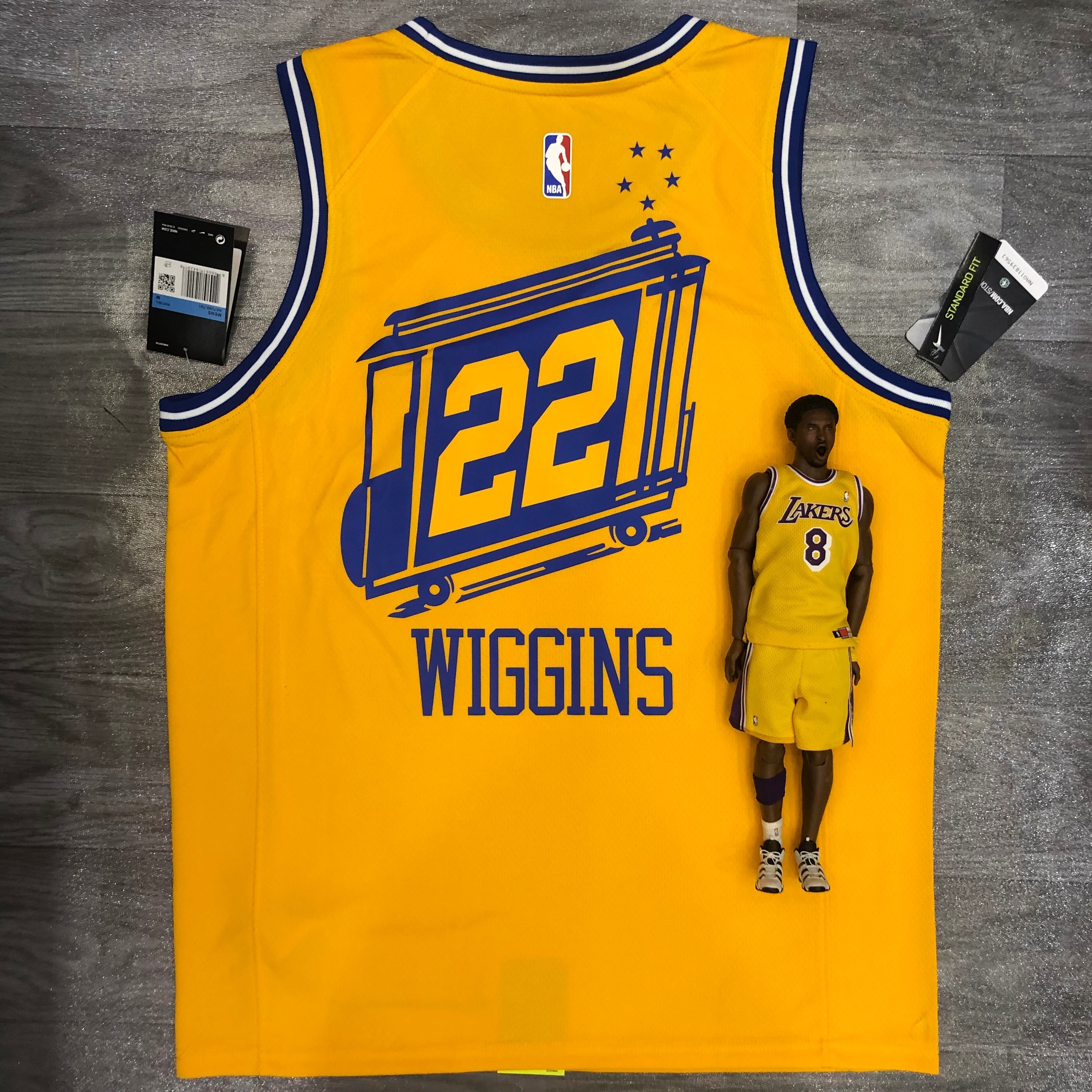 Warriors streetcar version yellow 22 Wiggins