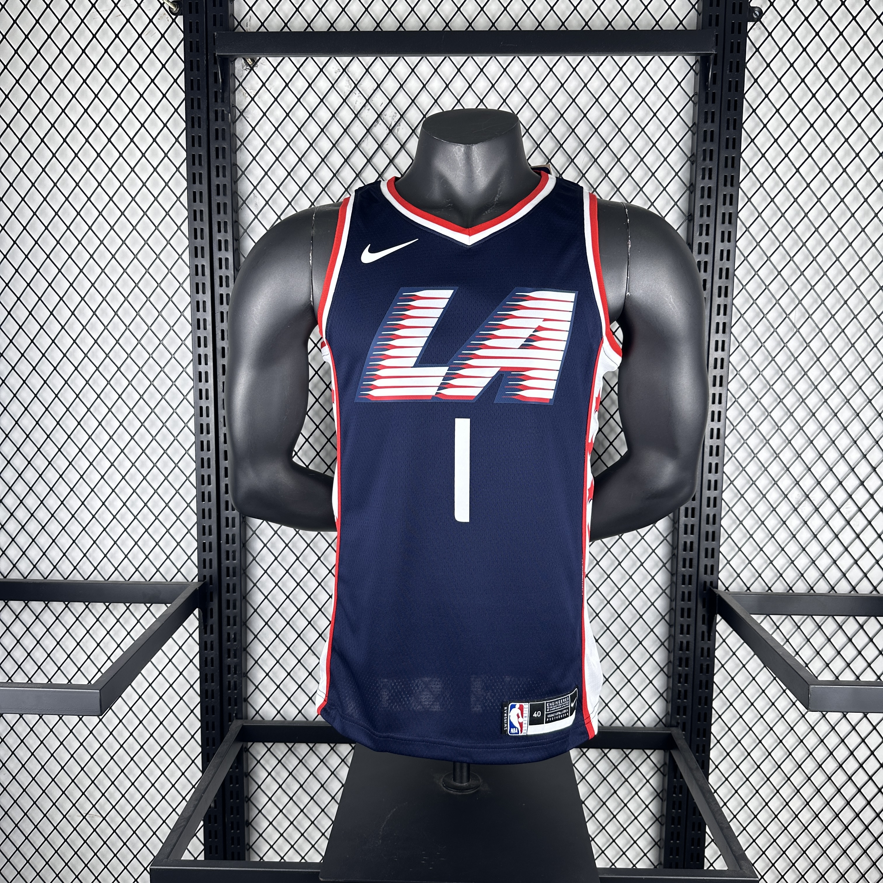 Harden # 1 of the Clippers' Urban version in the 19th season