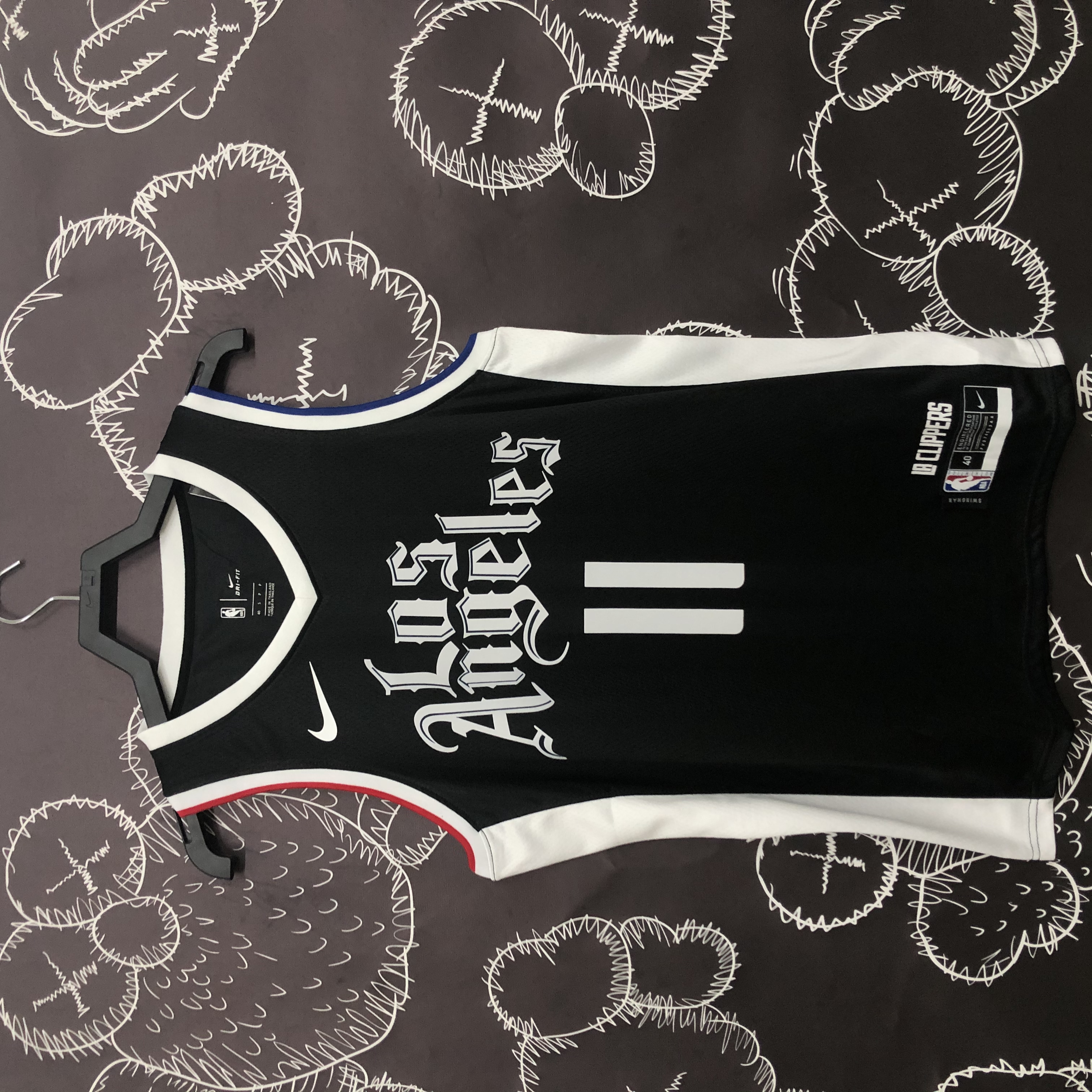 Clippers Latin black 11 WALL