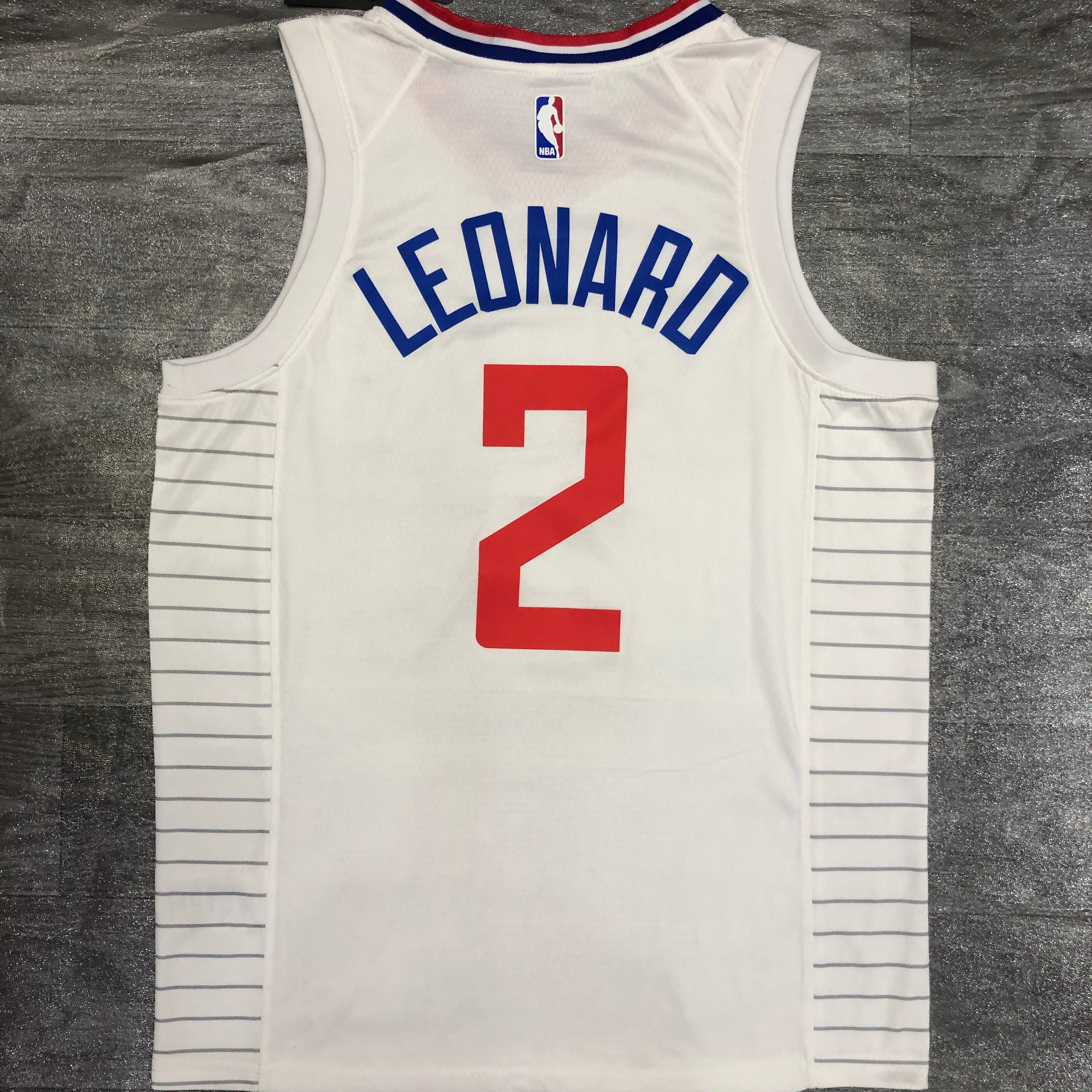 The 20 Clippers limited white No. 2 Leonard