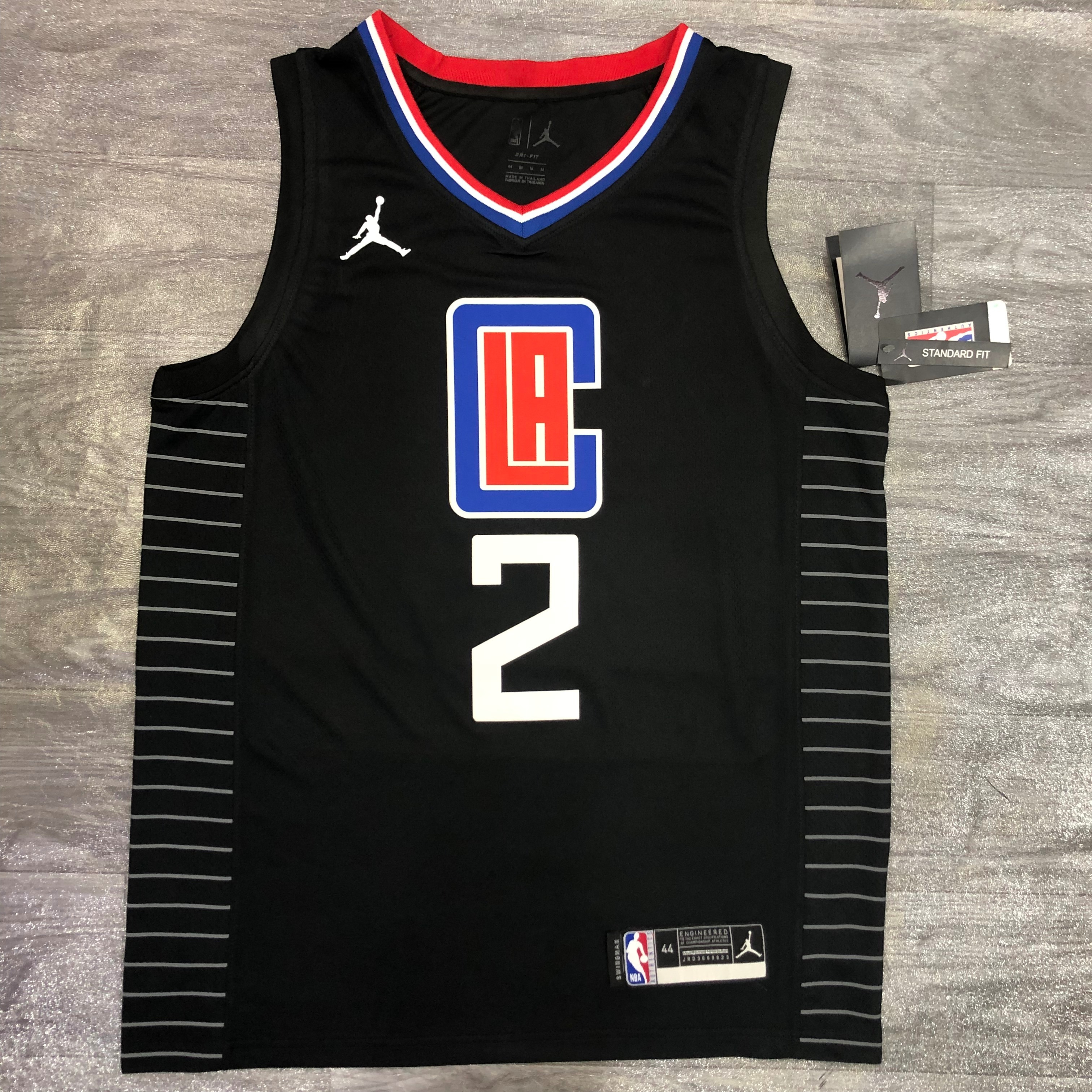 Season 21 Clippers themed limited City Edition No. 2 Leonand