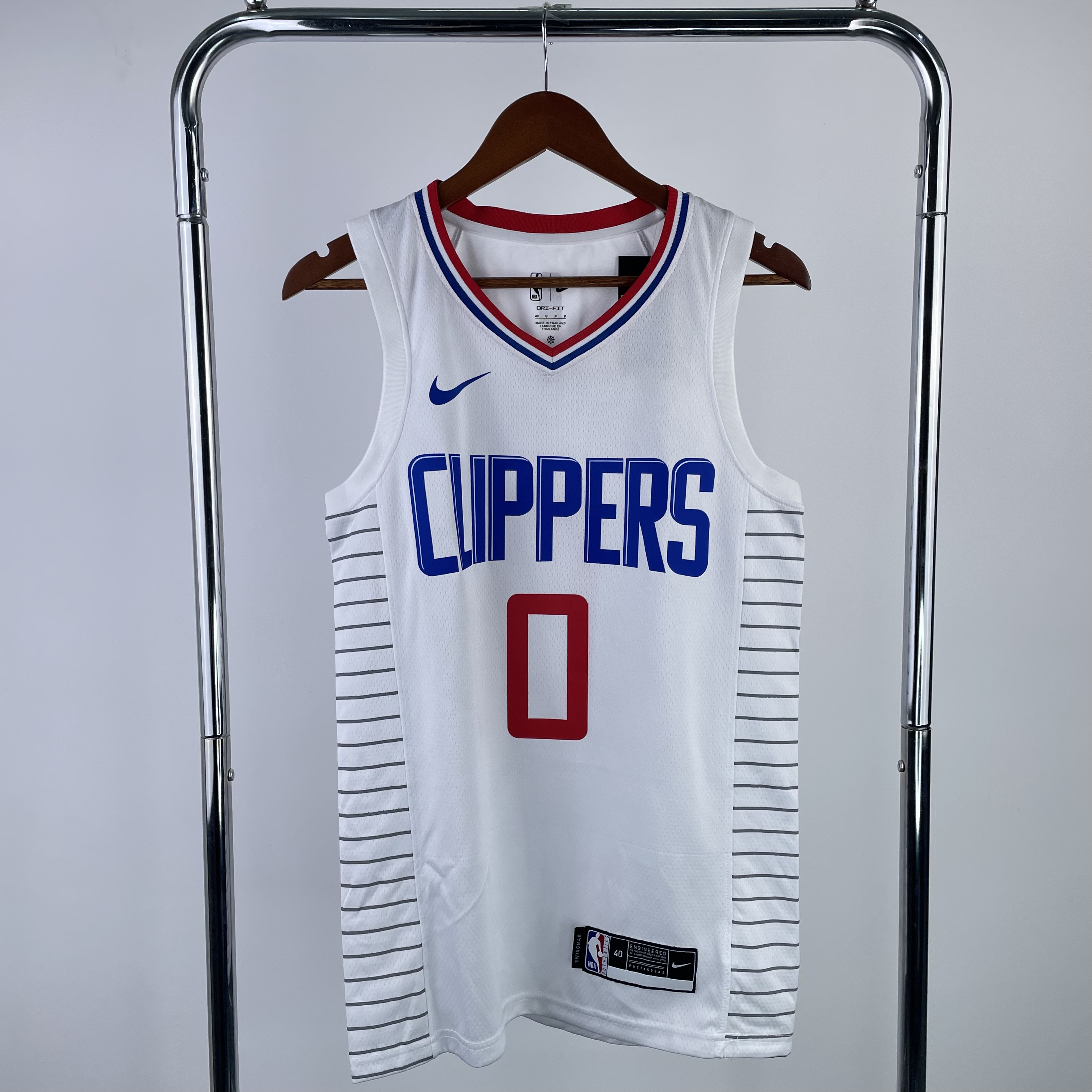 The Clippers are limited to white No. 0 Westbrook