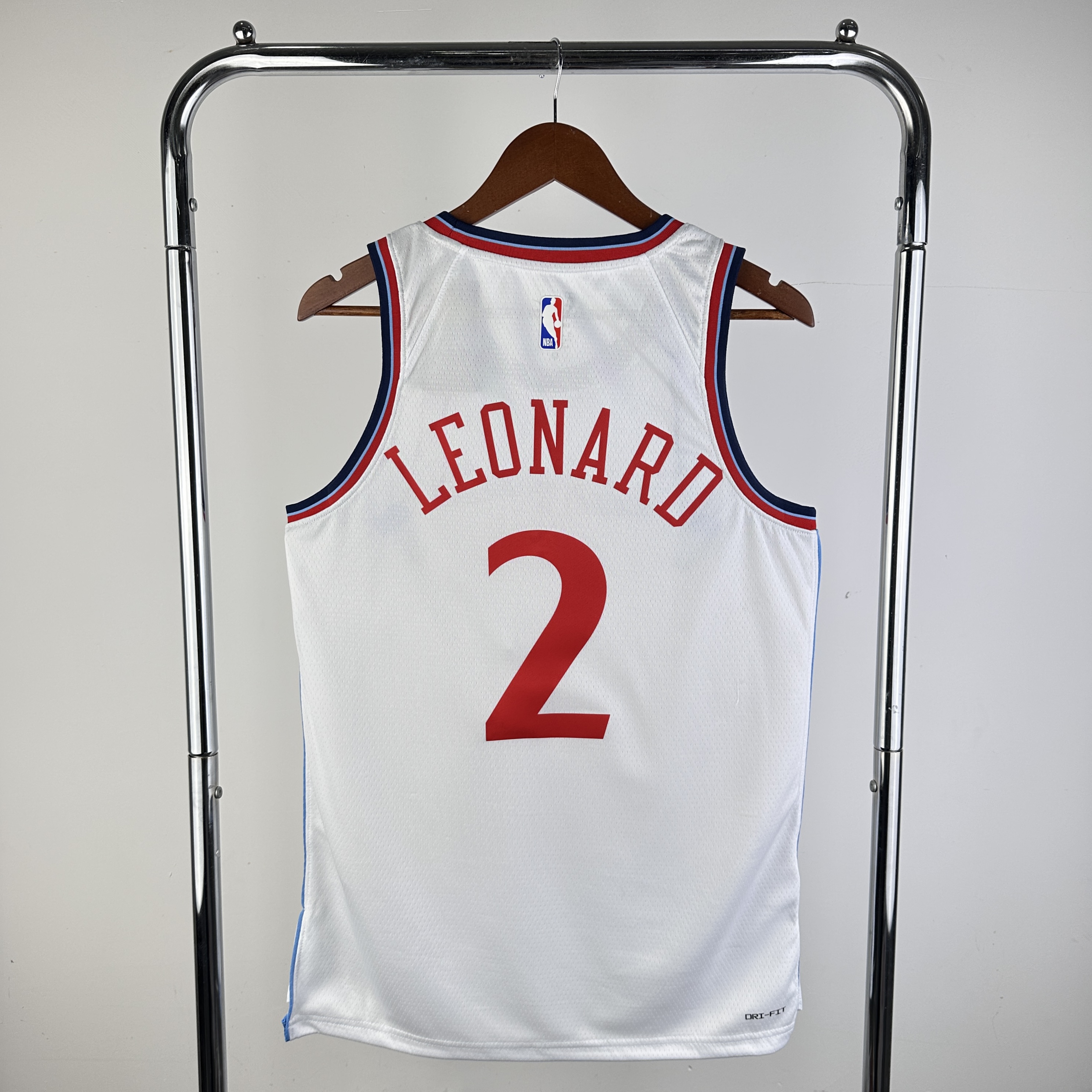 25 season Clippers home white No. 2 Leonard