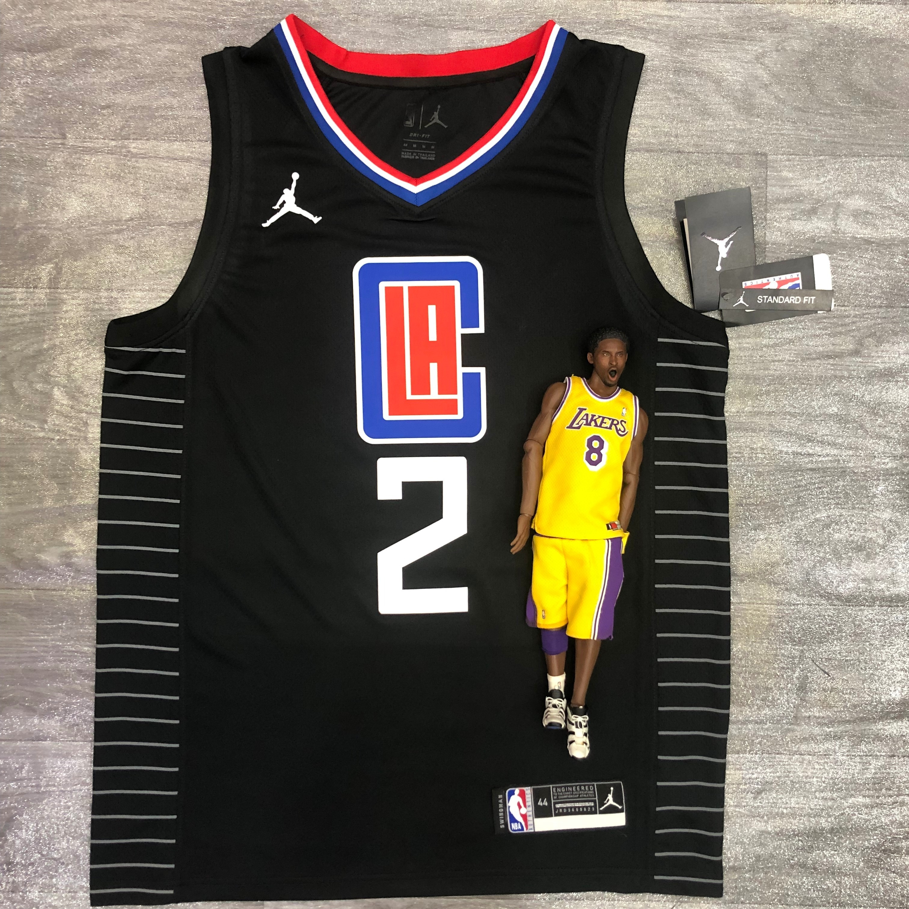 Season 21 Clippers themed limited City Edition No. 2 Leonand